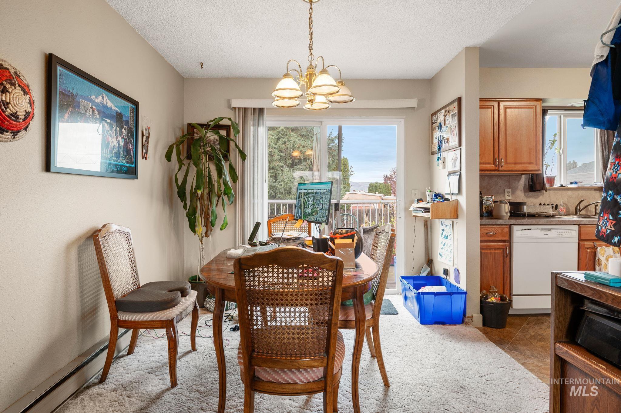 835 Stewart Avenue, Lewiston, Idaho 83501, 2 Bedrooms, 1 Bathroom, Residential Income For Sale, Price $379,500,MLS 98968282