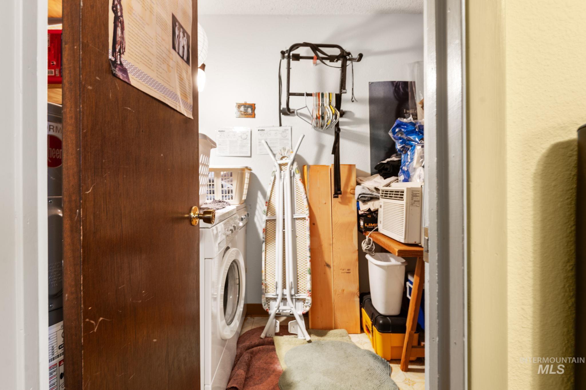 835 Stewart Avenue, Lewiston, Idaho 83501, 2 Bedrooms, 1 Bathroom, Residential Income For Sale, Price $379,500,MLS 98968282