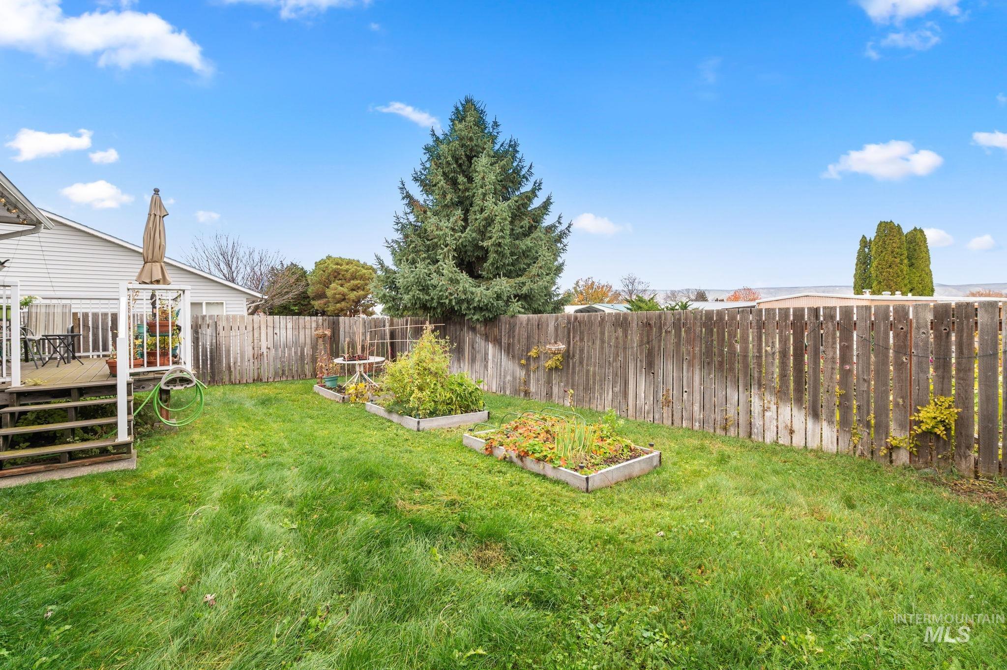 835 Stewart Avenue, Lewiston, Idaho 83501, 2 Bedrooms, 1 Bathroom, Residential Income For Sale, Price $379,500,MLS 98968282