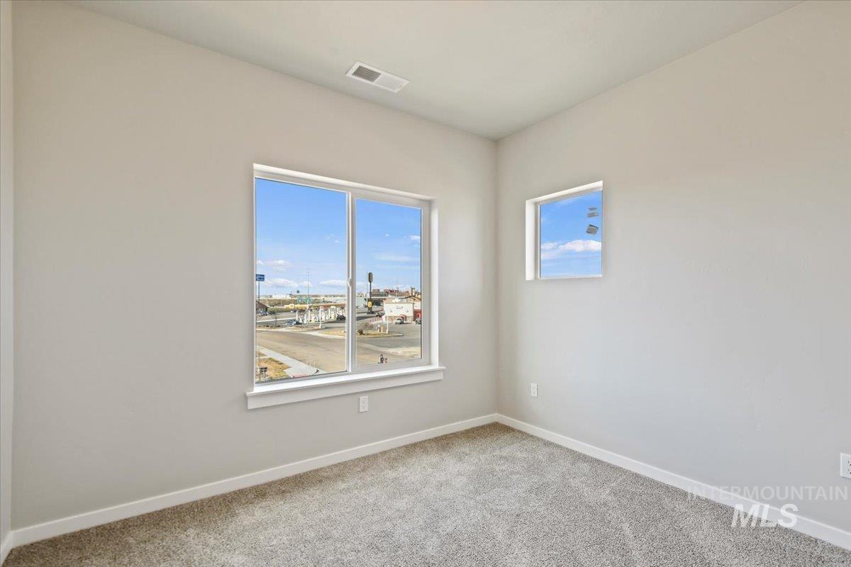 514 N Lucy Lane, Nampa, Idaho 83687, 3 Bedrooms, 2.5 Bathrooms, Residential For Sale, Price $320,000,MLS 98968284