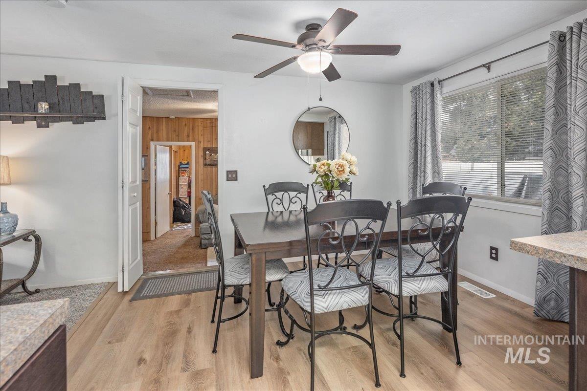 4550 W Bloom St, Boise, Idaho 83703, 4 Bedrooms, 2 Bathrooms, Residential For Sale, Price $470,000,MLS 98968297