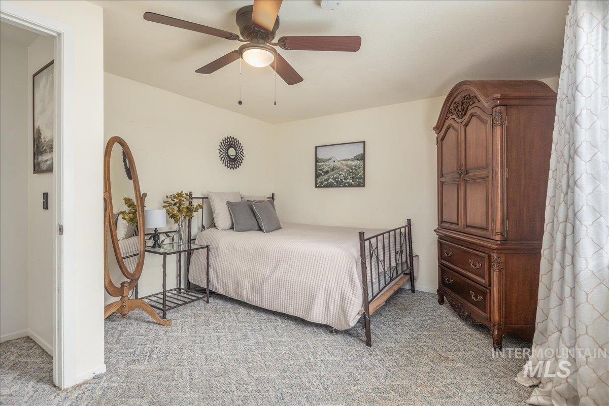 4550 W Bloom St, Boise, Idaho 83703, 4 Bedrooms, 2 Bathrooms, Residential For Sale, Price $470,000,MLS 98968297