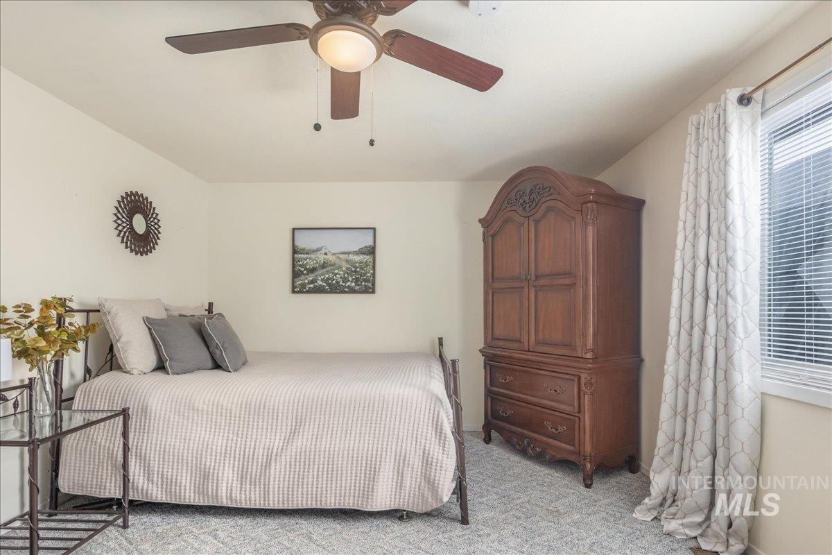 4550 W Bloom St, Boise, Idaho 83703, 4 Bedrooms, 2 Bathrooms, Residential For Sale, Price $470,000,MLS 98968297