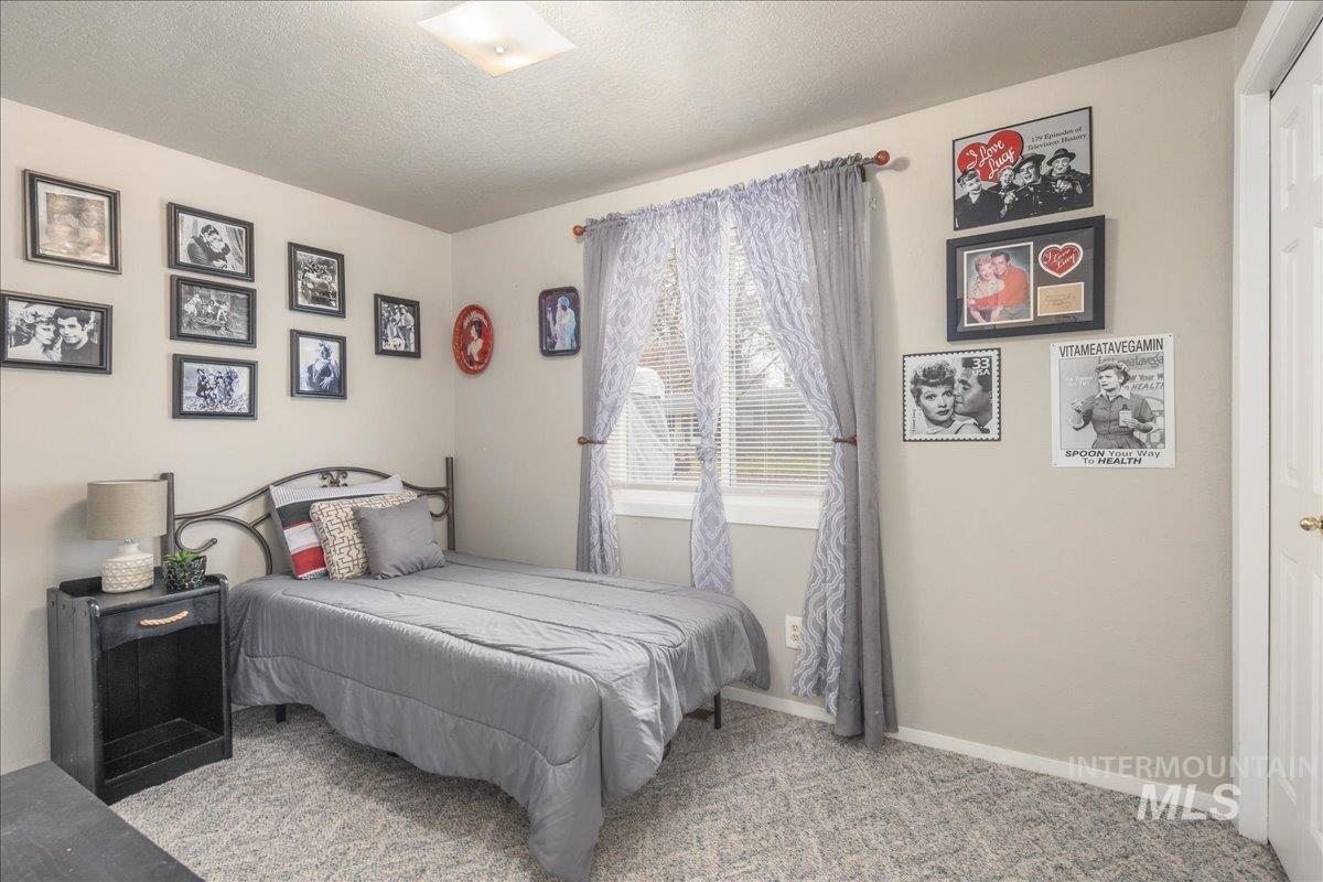 4550 W Bloom St, Boise, Idaho 83703, 4 Bedrooms, 2 Bathrooms, Residential For Sale, Price $470,000,MLS 98968297