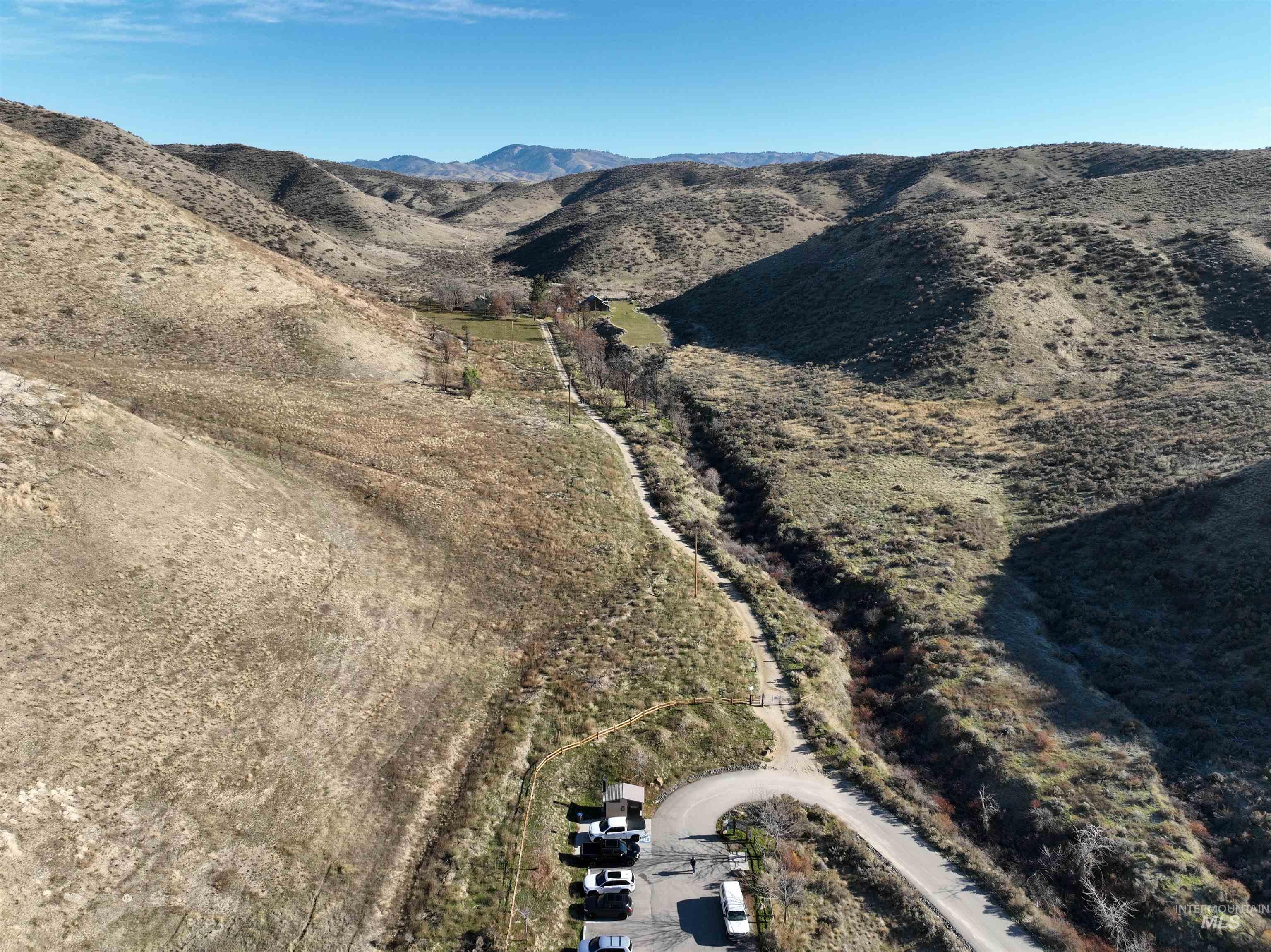 4550 W Bloom St, Boise, Idaho 83703, 4 Bedrooms, 2 Bathrooms, Residential For Sale, Price $470,000,MLS 98968297