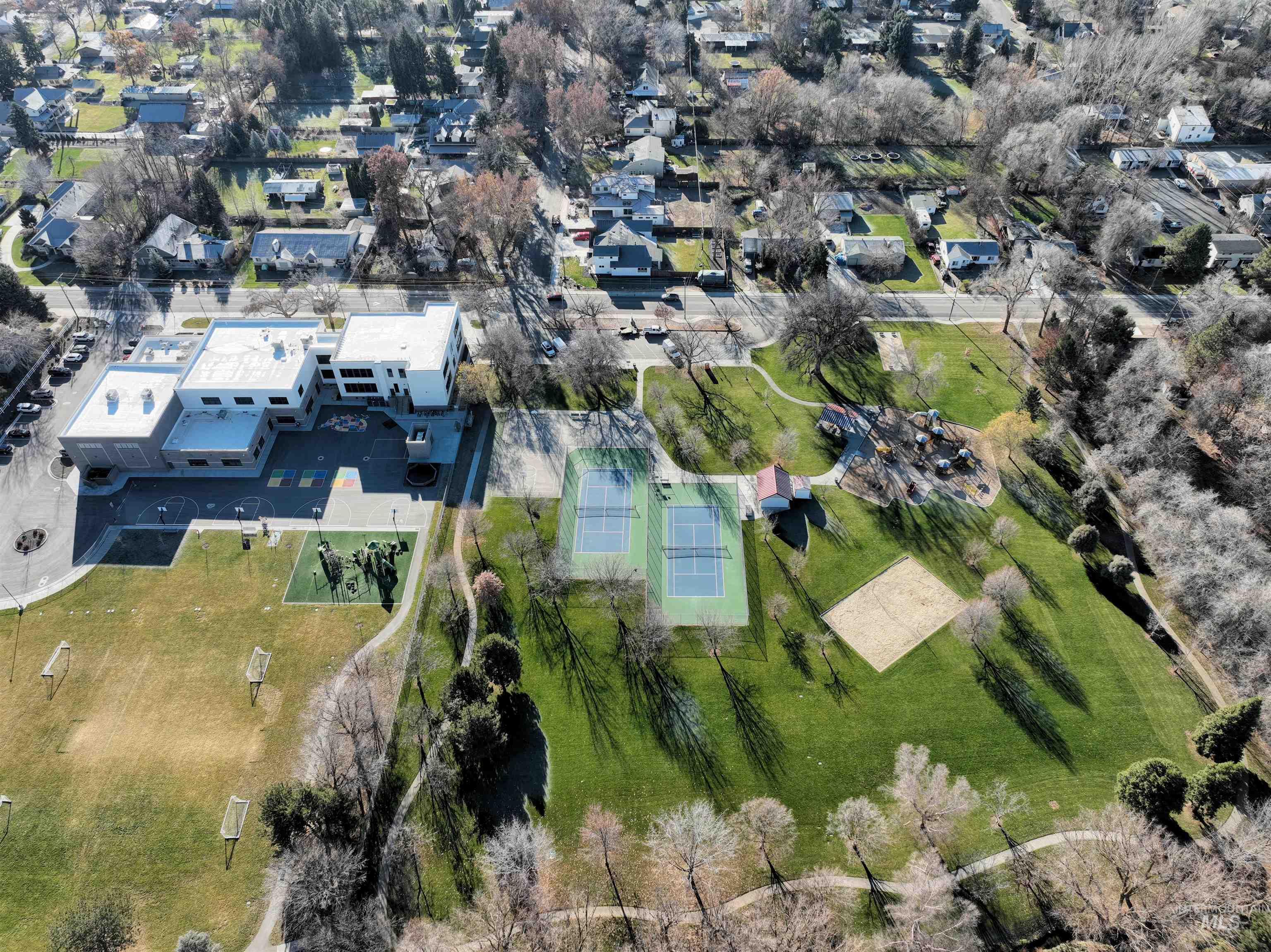 4550 W Bloom St, Boise, Idaho 83703, 4 Bedrooms, 2 Bathrooms, Residential For Sale, Price $470,000,MLS 98968297