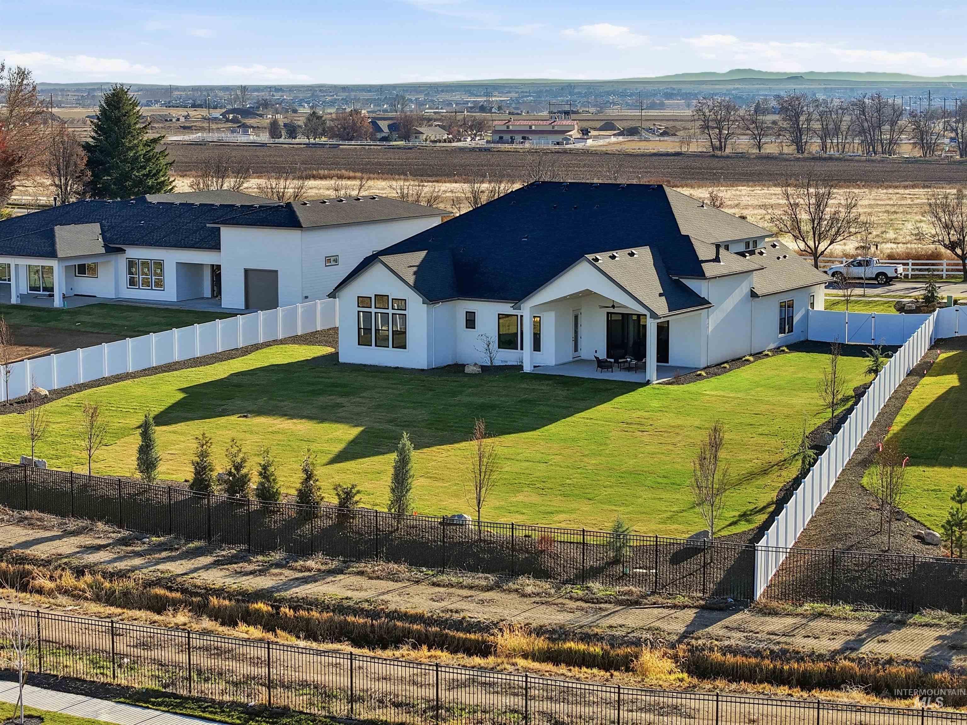 42 E Shafer View Drive, Meridian, Idaho 83642, 4 Bedrooms, 3.5 Bathrooms, Residential For Sale, Price $1,249,900,MLS 98968301