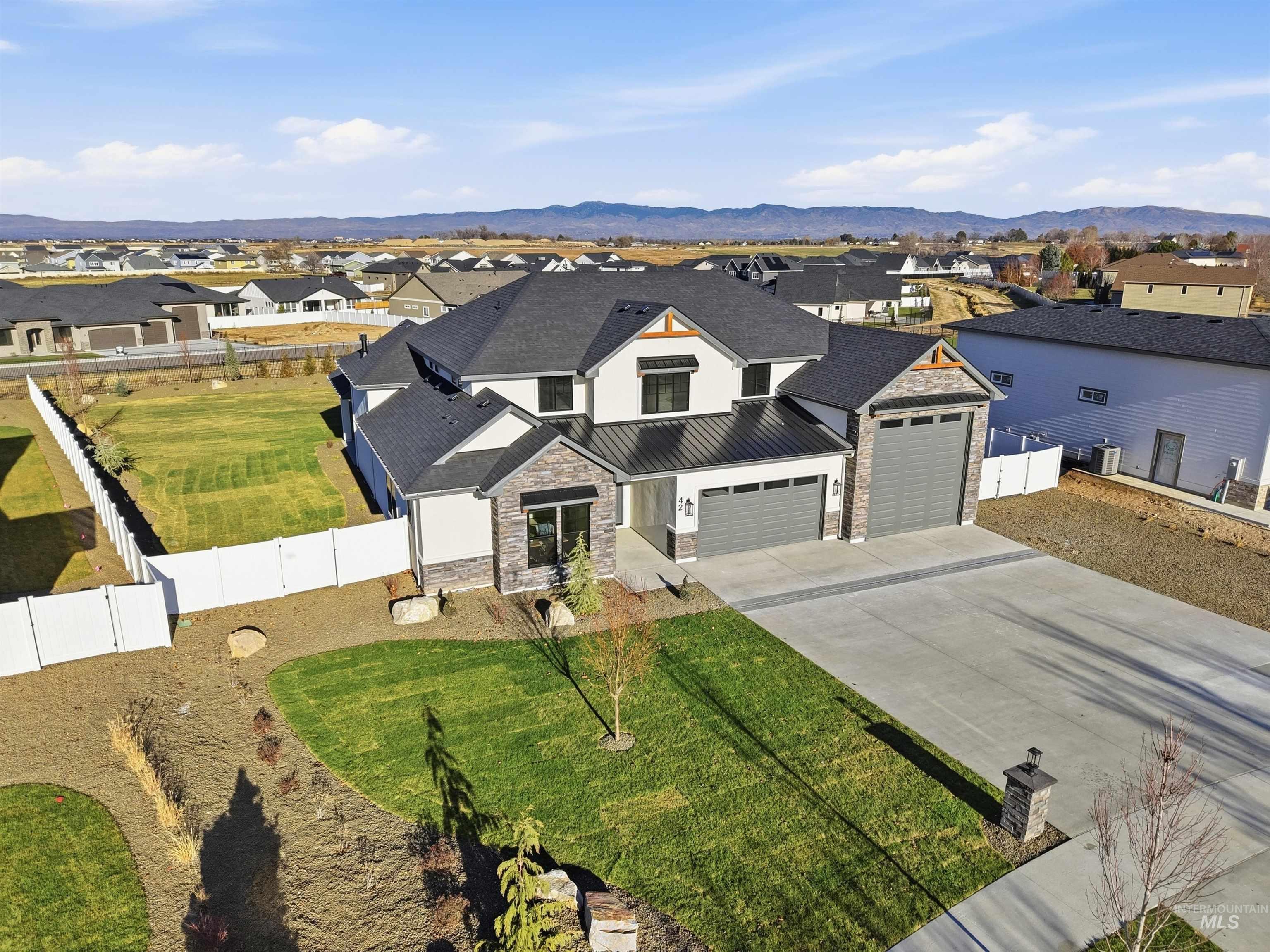 42 E Shafer View Drive, Meridian, Idaho 83642, 4 Bedrooms, 3.5 Bathrooms, Residential For Sale, Price $1,249,900,MLS 98968301
