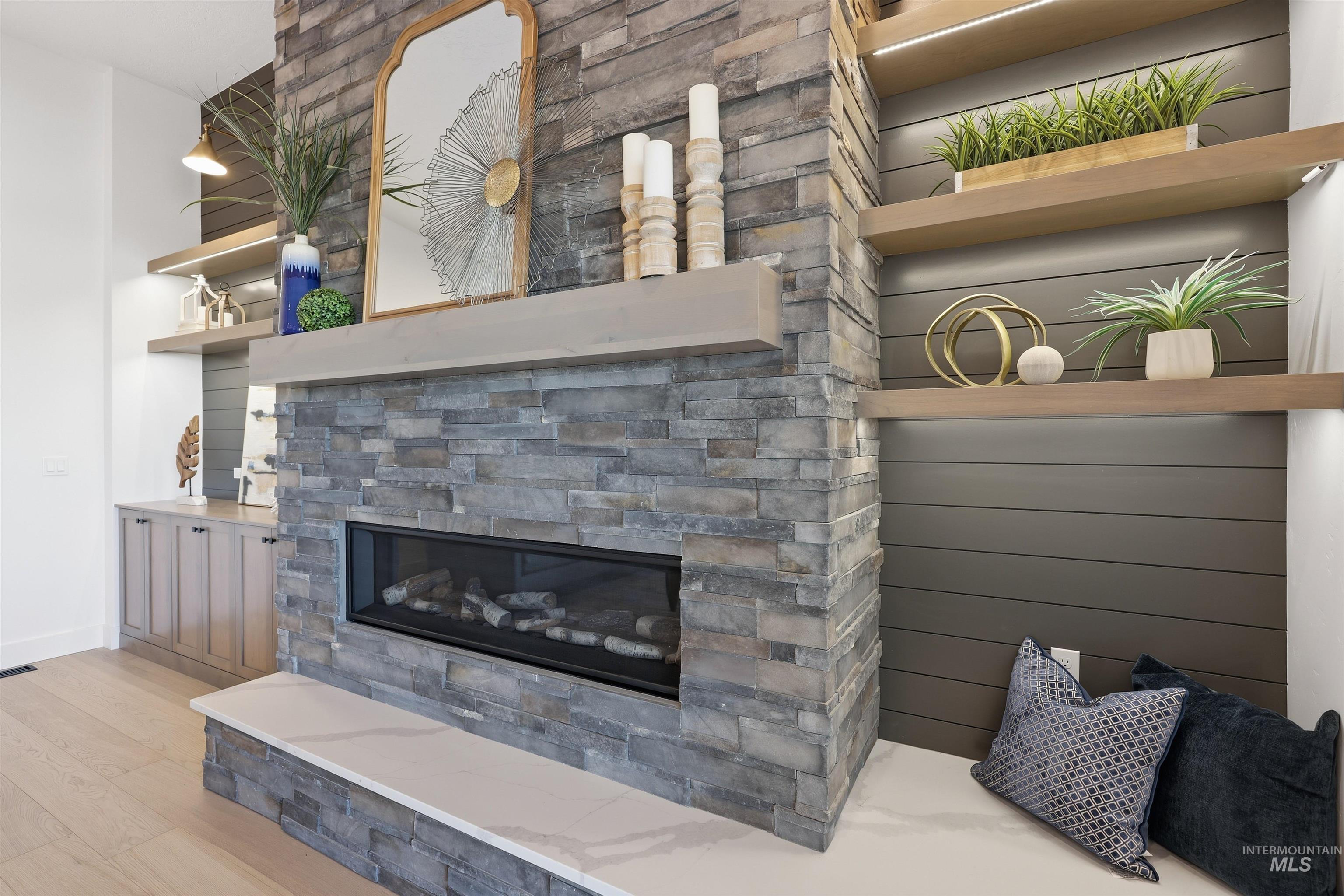 42 E Shafer View Drive, Meridian, Idaho 83642, 4 Bedrooms, 3.5 Bathrooms, Residential For Sale, Price $1,249,900,MLS 98968301