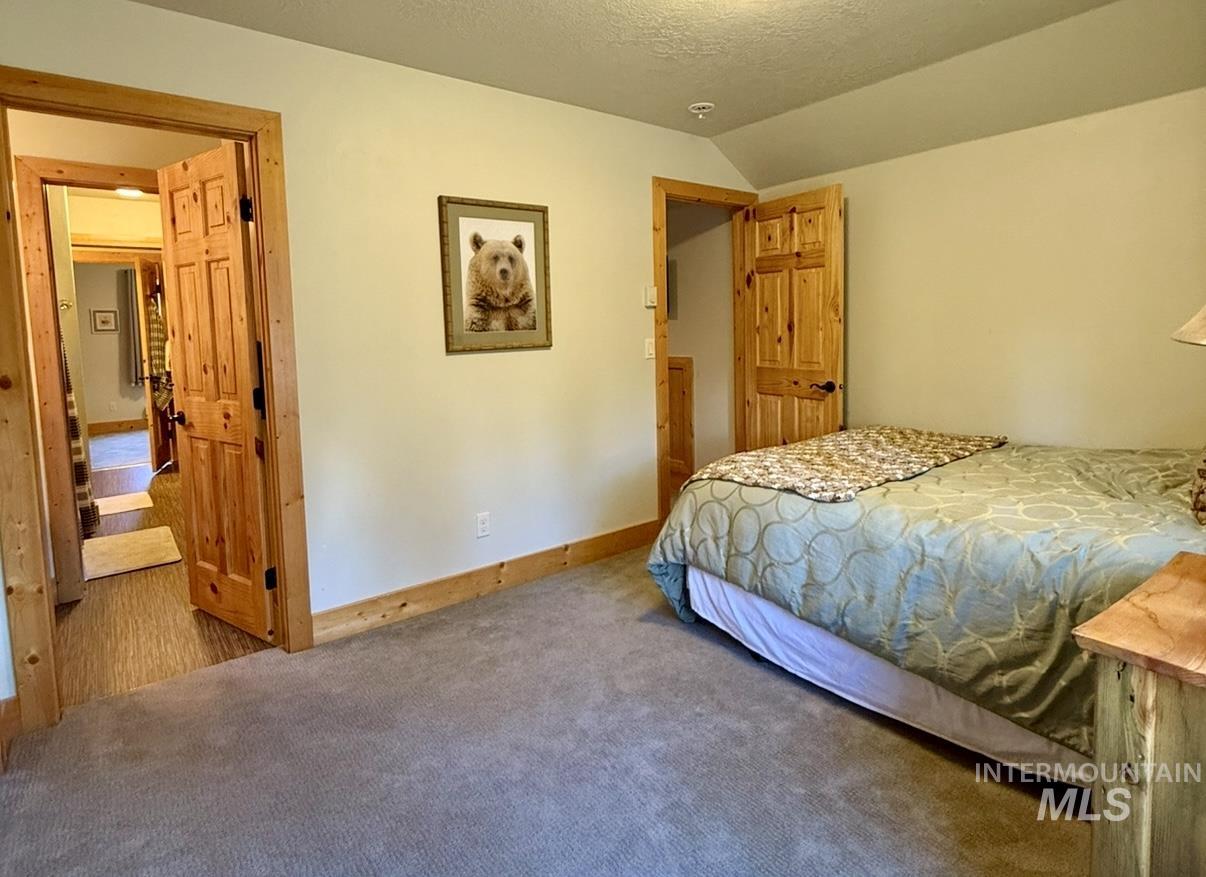 241 Bald Eagle Ln, Donnelly, Idaho 83615, 3 Bedrooms, 2 Bathrooms, Residential For Sale, Price $799,950,MLS 98968303