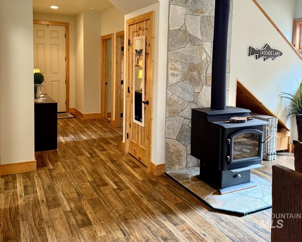 241 Bald Eagle Ln, Donnelly, Idaho 83615, 3 Bedrooms, 2 Bathrooms, Residential For Sale, Price $799,950,MLS 98968303