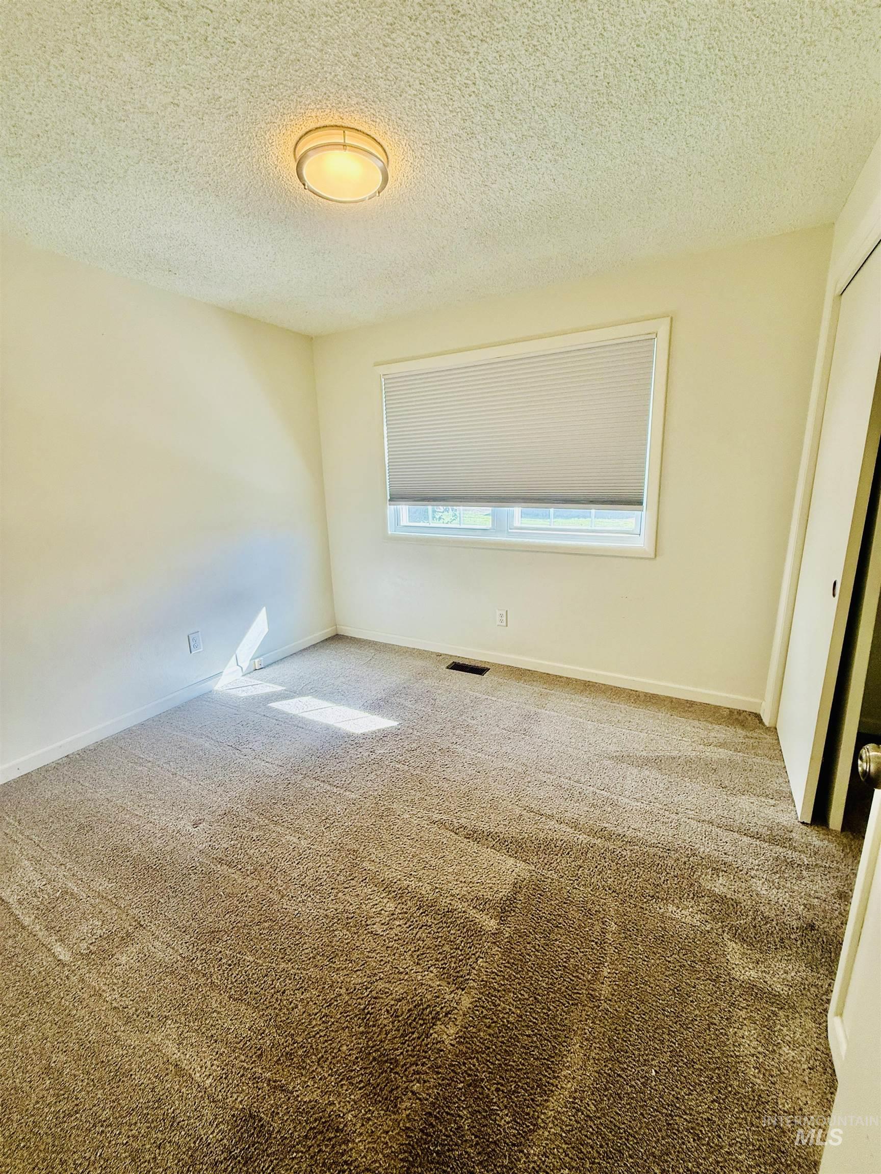 2595 N 3rd E, Mountain Home, Idaho 83647, 3 Bedrooms, 2 Bathrooms, Residential For Sale, Price $365,000, 98968312