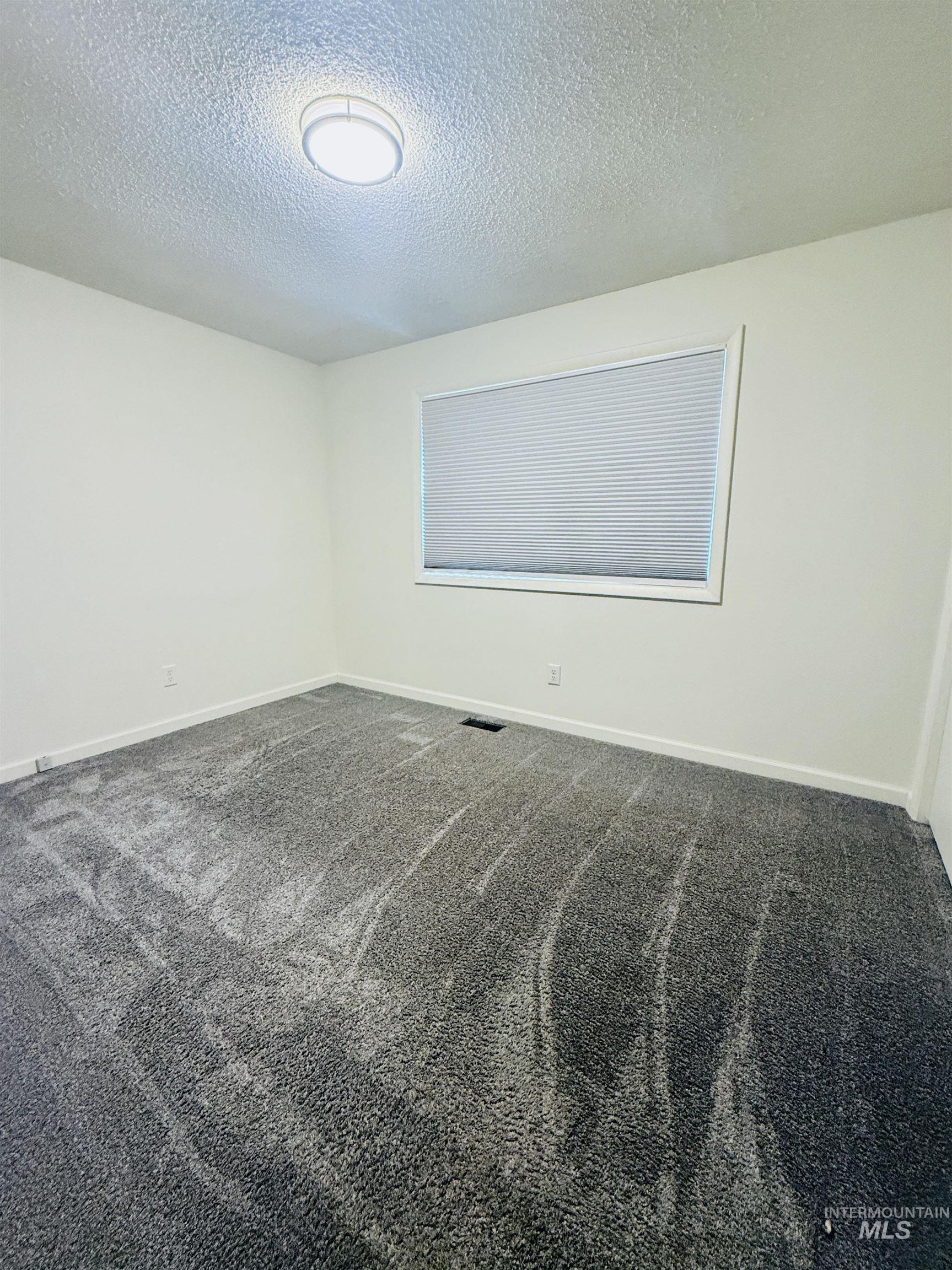 2595 N 3rd E, Mountain Home, Idaho 83647, 3 Bedrooms, 2 Bathrooms, Residential For Sale, Price $365,000, 98968312