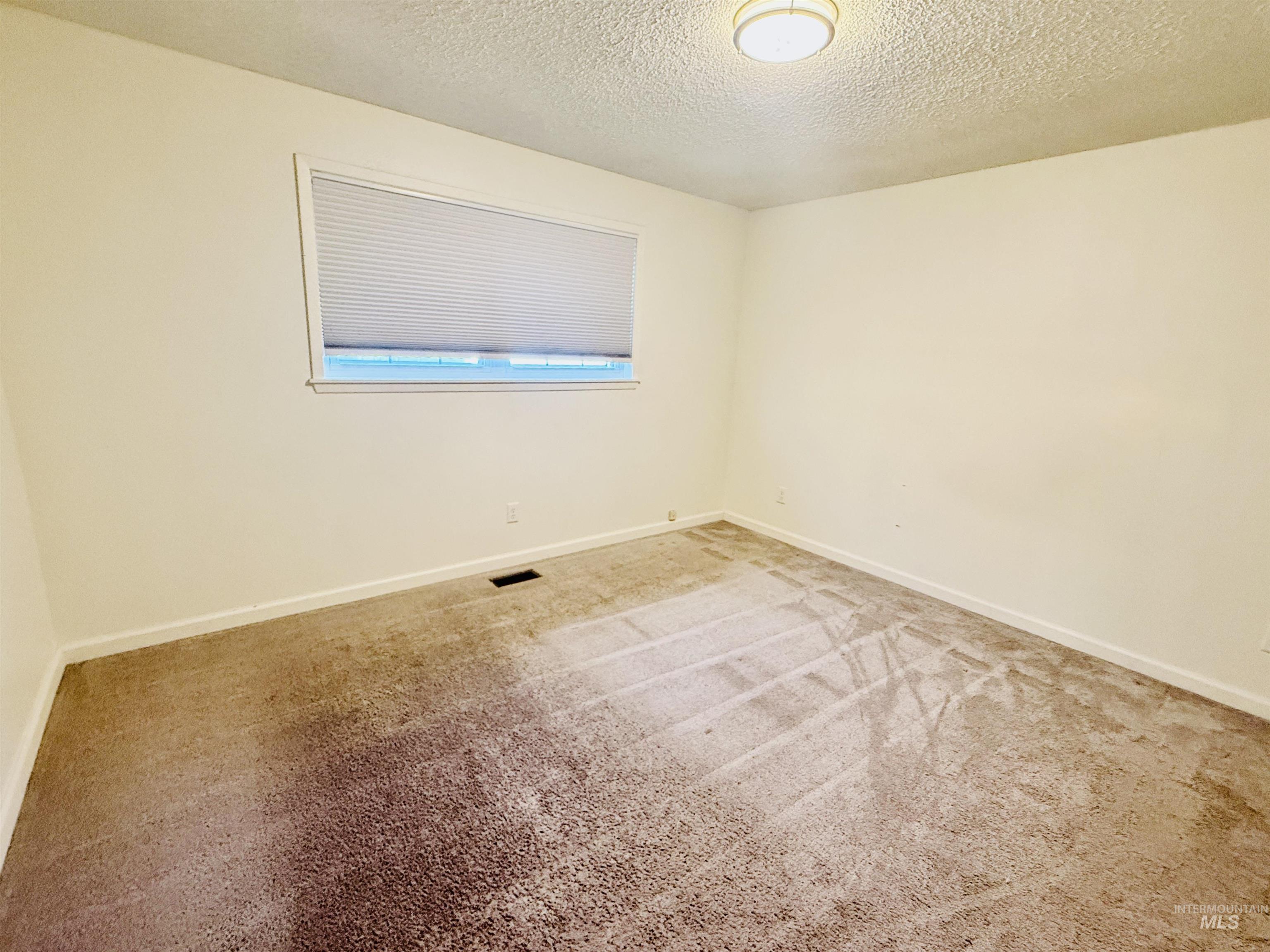 2595 N 3rd E, Mountain Home, Idaho 83647, 3 Bedrooms, 2 Bathrooms, Residential For Sale, Price $365,000, 98968312