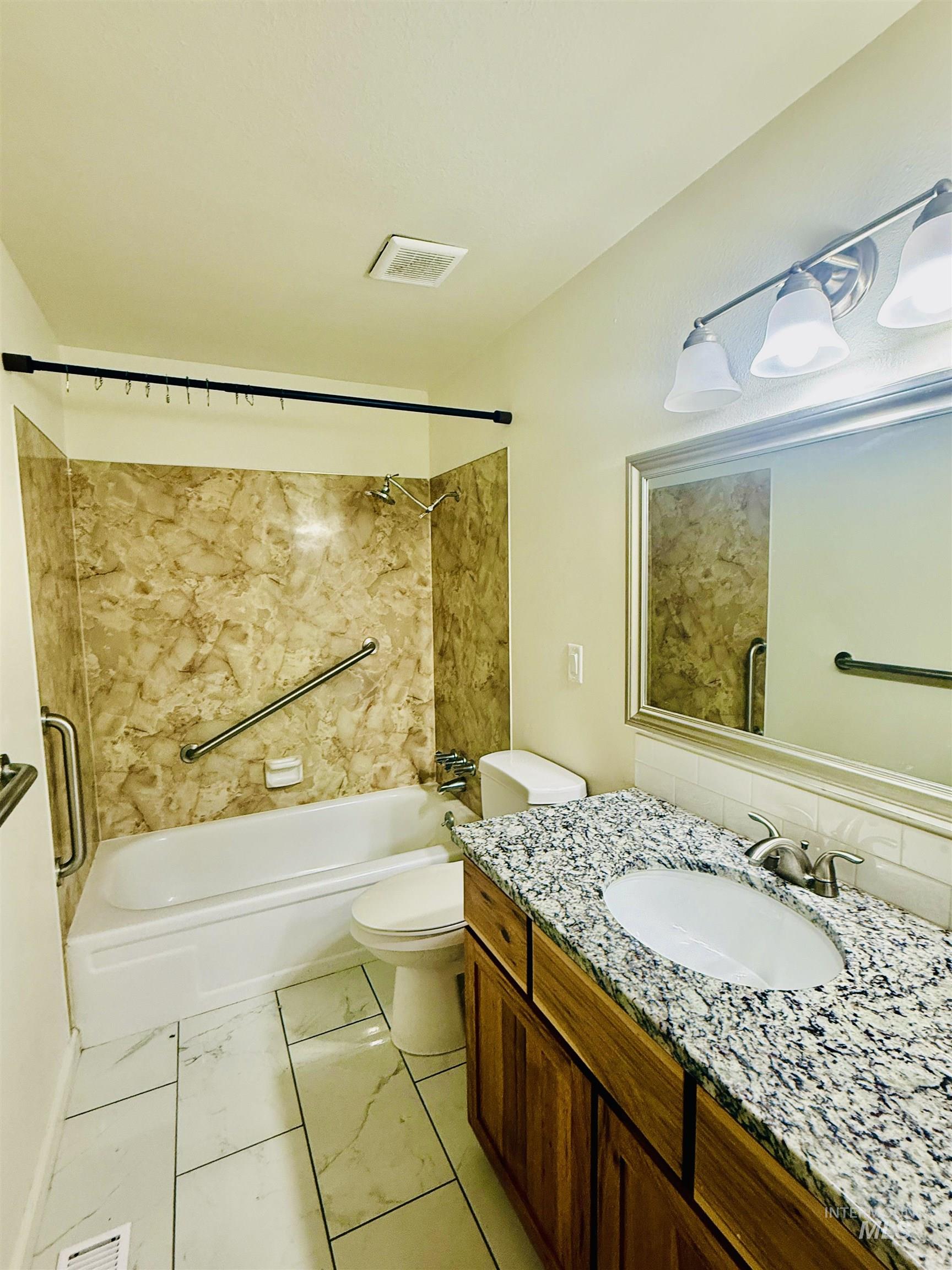 2595 N 3rd E, Mountain Home, Idaho 83647, 3 Bedrooms, 2 Bathrooms, Residential For Sale, Price $365,000, 98968312