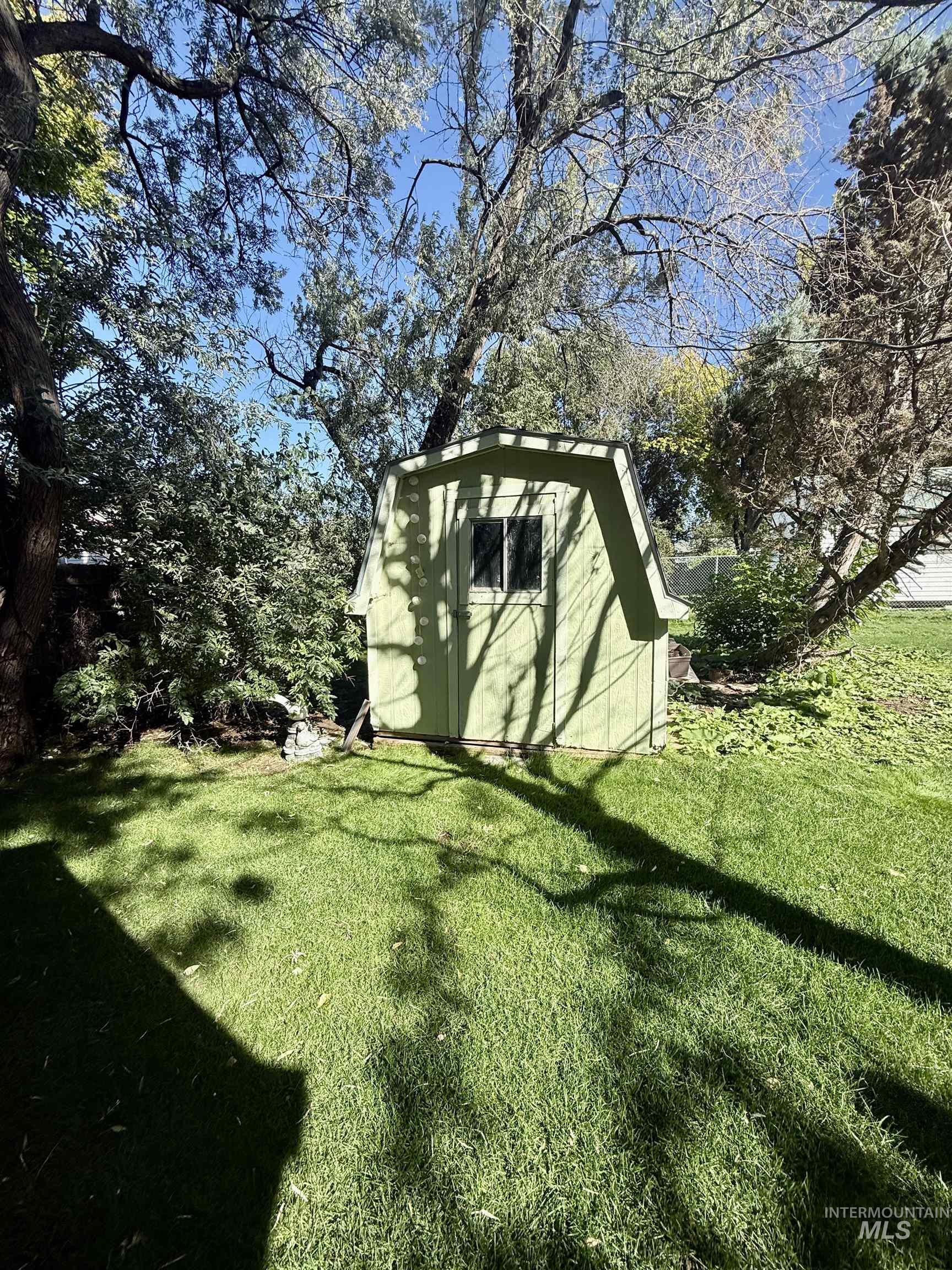 2595 N 3rd E, Mountain Home, Idaho 83647, 3 Bedrooms, 2 Bathrooms, Residential For Sale, Price $365,000, 98968312