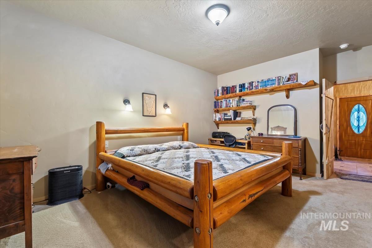 182 Southfork Rd, Garden Valley, Idaho 83622, 5 Bedrooms, 3 Bathrooms, Residential For Sale, Price $1,400,000,MLS 98968313