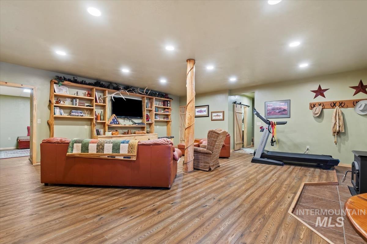 182 Southfork Rd, Garden Valley, Idaho 83622, 5 Bedrooms, 3 Bathrooms, Residential For Sale, Price $1,400,000,MLS 98968313