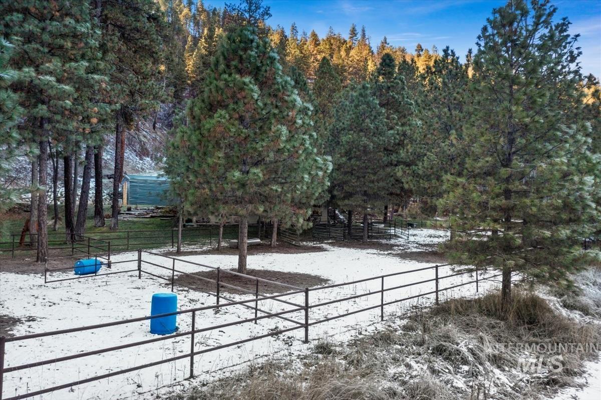 182 Southfork Rd, Garden Valley, Idaho 83622, 5 Bedrooms, 3 Bathrooms, Residential For Sale, Price $1,400,000,MLS 98968313