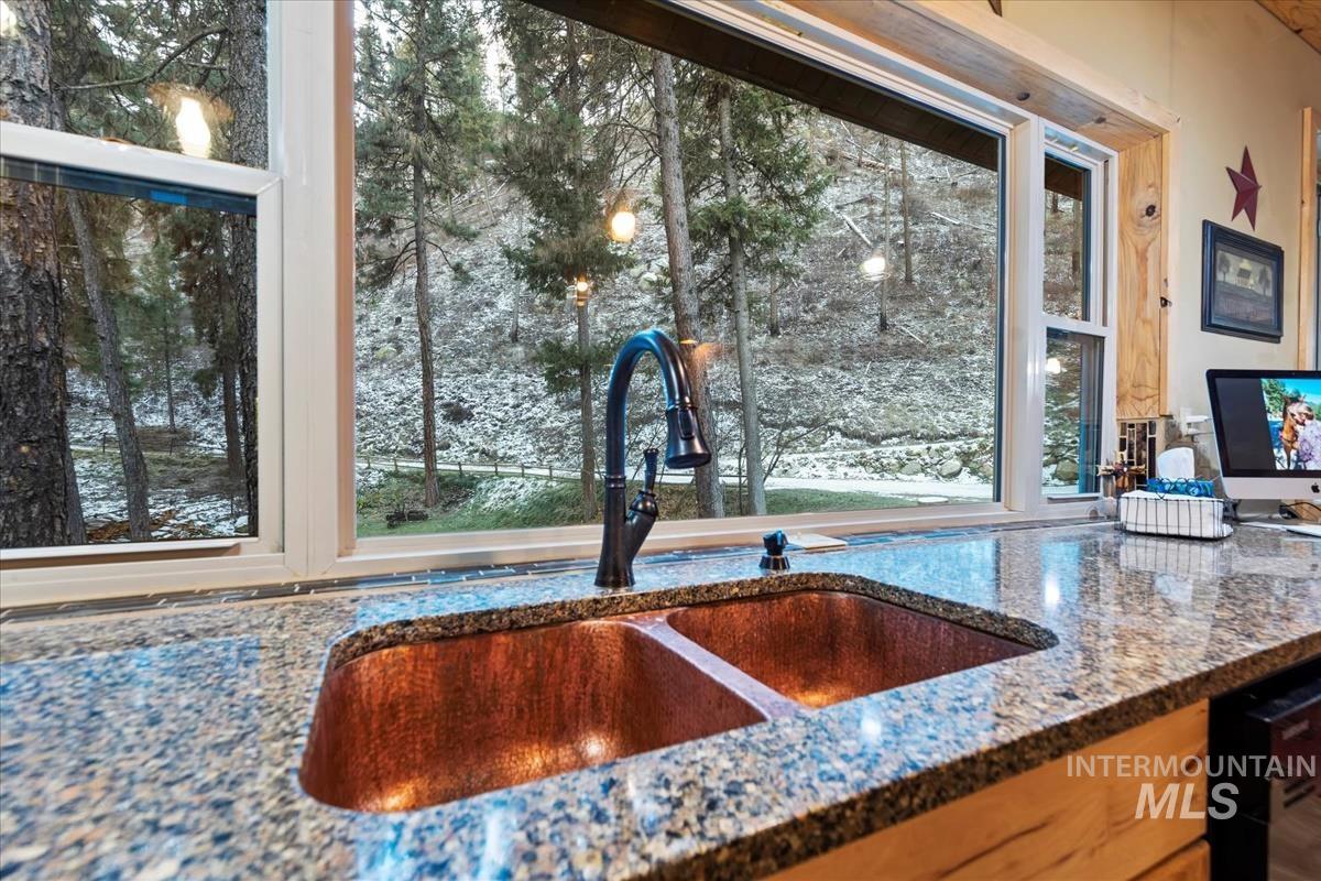 182 Southfork Rd, Garden Valley, Idaho 83622, 5 Bedrooms, 3 Bathrooms, Residential For Sale, Price $1,400,000,MLS 98968313