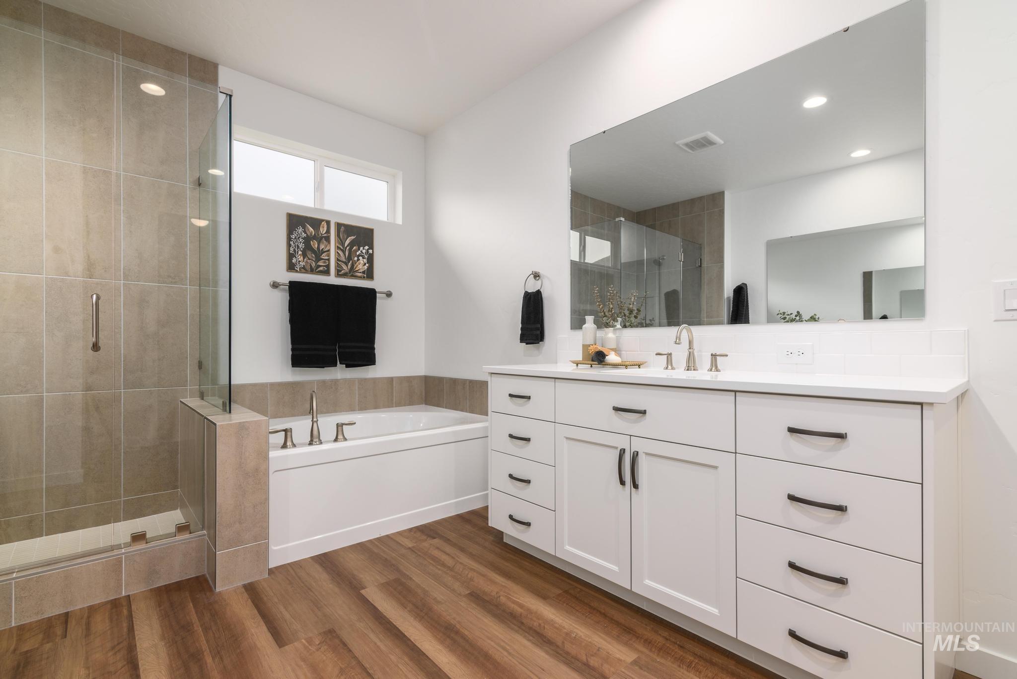 4668 E Pondera Dr, Nampa, Idaho 83687, 3 Bedrooms, 2.5 Bathrooms, Residential For Sale, Price $639,000,MLS 98968314