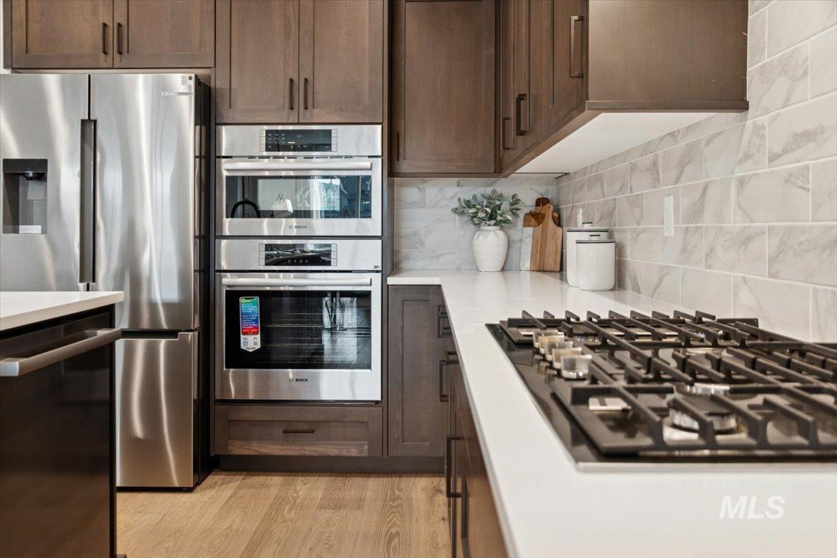 2166 W Freya Ct, Eagle, Idaho 83616, 3 Bedrooms, 2.5 Bathrooms, Residential For Sale, Price $499,900,MLS 98968316