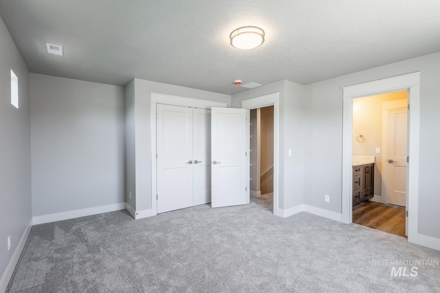 1171 W Recess Way, Kuna, Idaho 83634, 4 Bedrooms, 2.5 Bathrooms, Residential For Sale, Price $639,999,MLS 98968317