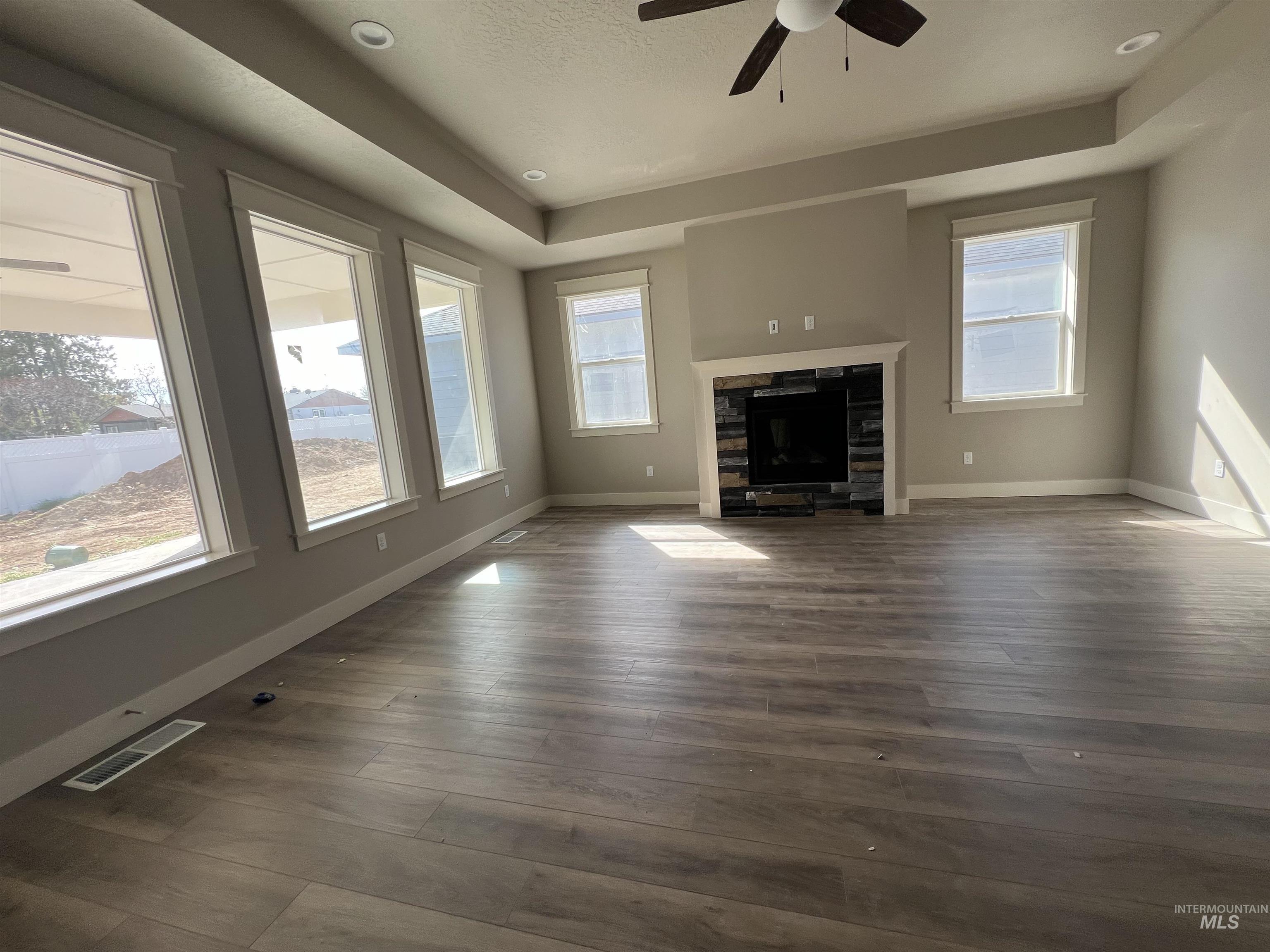 1171 W Recess Way, Kuna, Idaho 83634, 4 Bedrooms, 2.5 Bathrooms, Residential For Sale, Price $650,000, 98968317