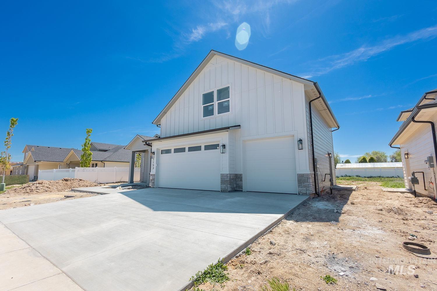1153 W Recess Way, Kuna, Idaho 83634, 3 Bedrooms, 2.5 Bathrooms, Residential For Sale, Price $609,000,MLS 98968318