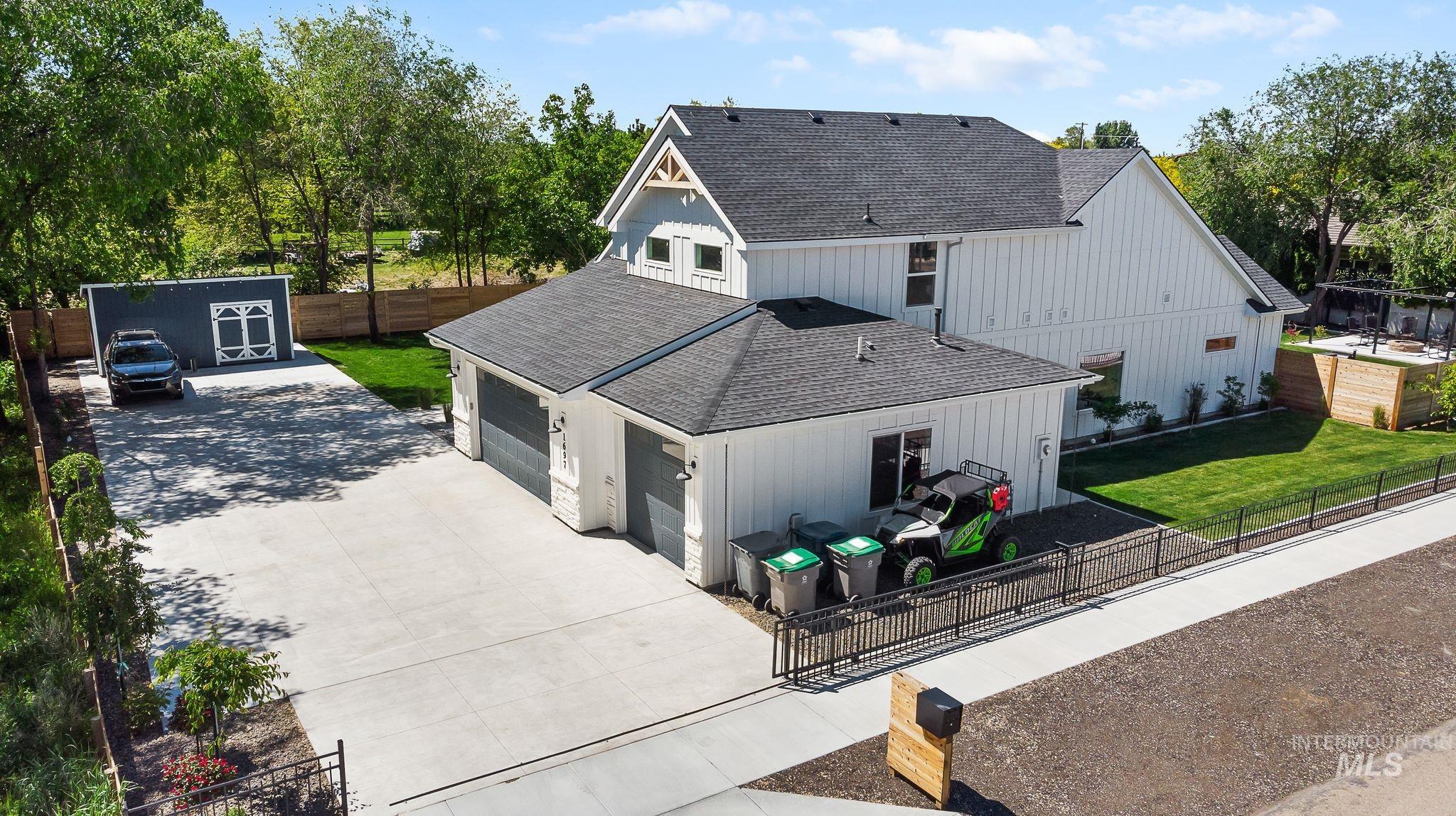 1697 S Vinnell, Boise, Idaho 83709, 4 Bedrooms, 4.5 Bathrooms, Residential For Sale, Price $1,200,000,MLS 98968320