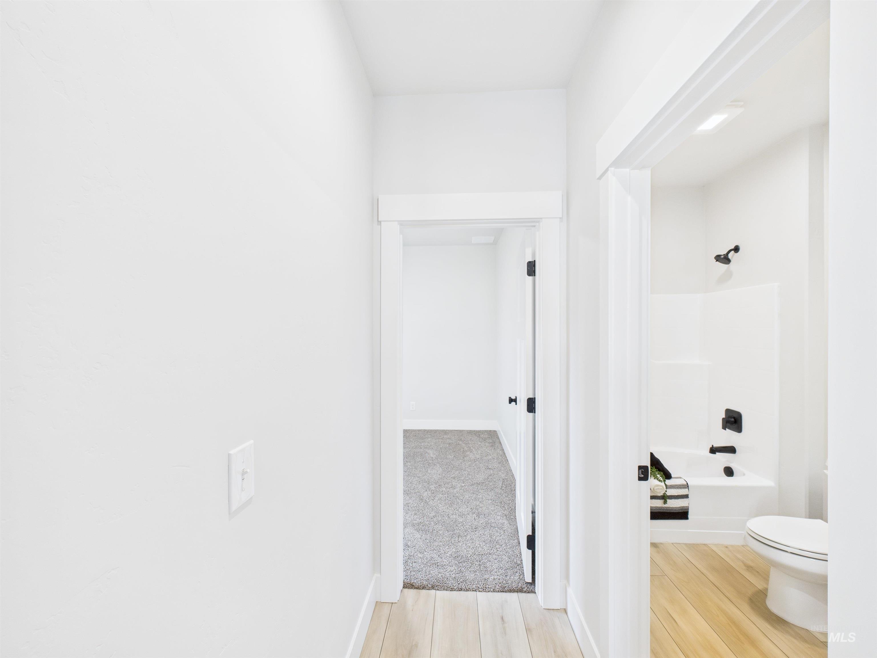 1215 Bronze, Rupert, Idaho 83336, 3 Bedrooms, 2 Bathrooms, Residential For Sale, Price $415,000,MLS 98968323