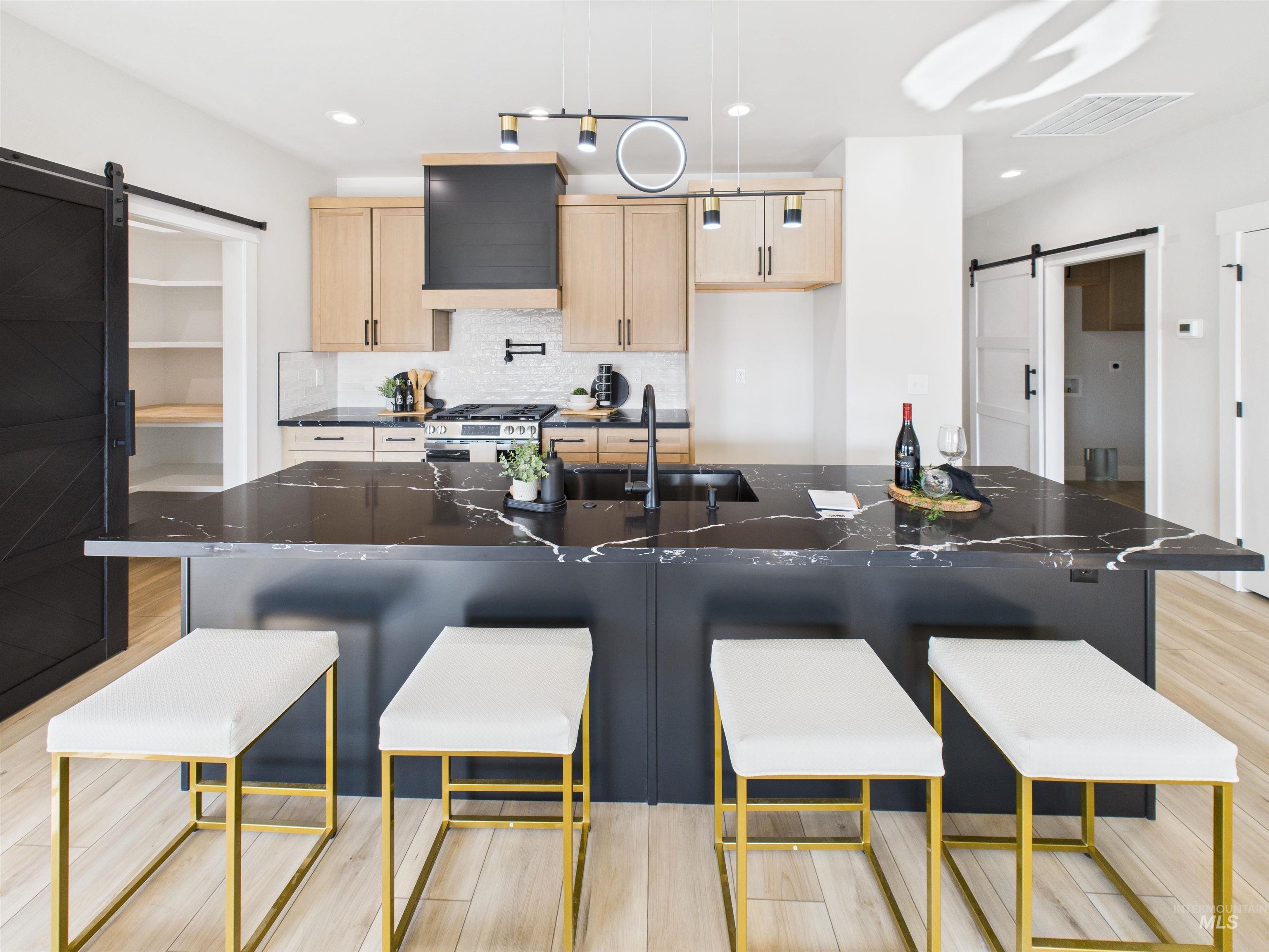 1215 Bronze, Rupert, Idaho 83336, 3 Bedrooms, 2 Bathrooms, Residential For Sale, Price $415,000,MLS 98968323