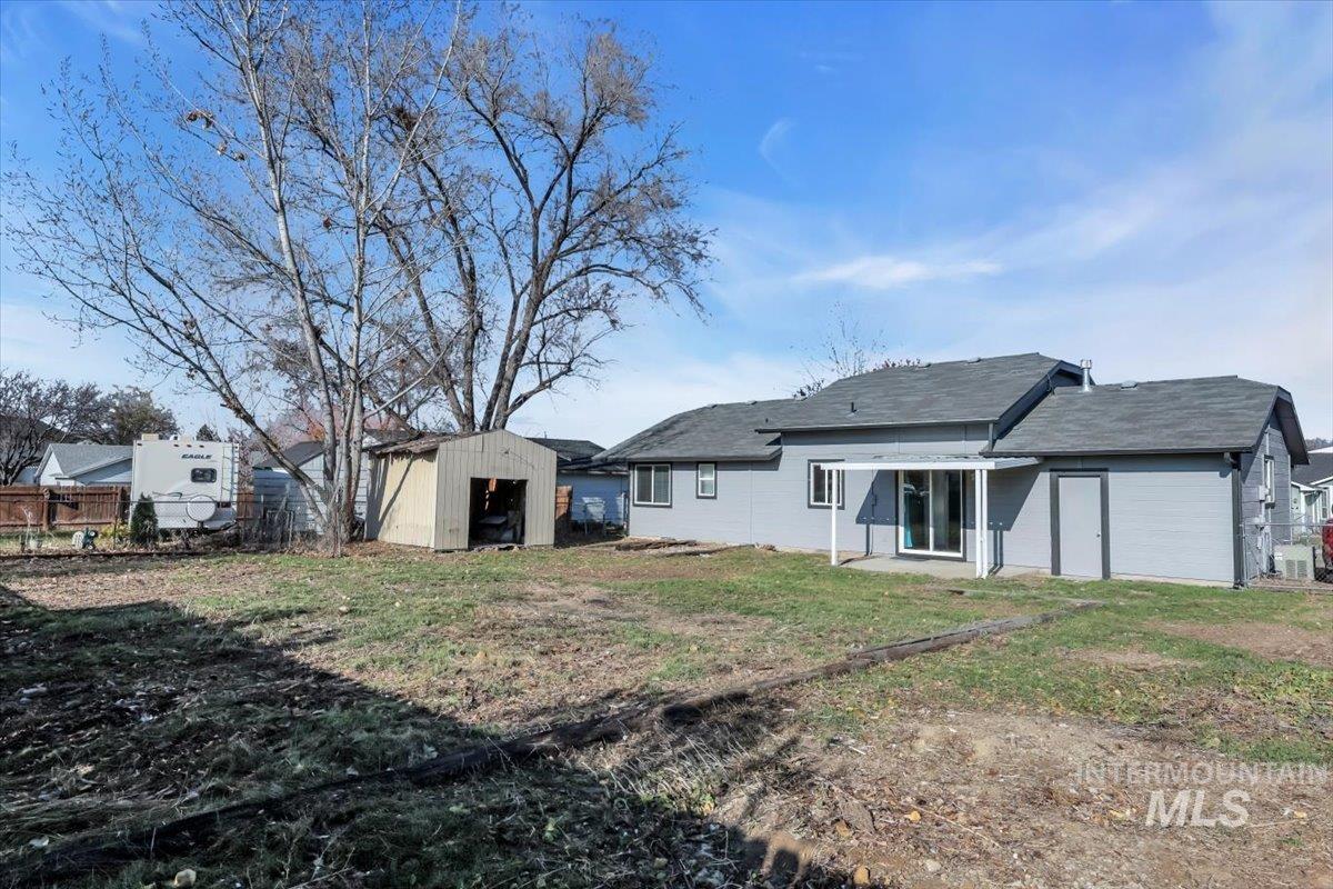 1331 W Curtner St, Kuna, Idaho 83634, 3 Bedrooms, 1.5 Bathrooms, Residential For Sale, Price $350,000,MLS 98968328