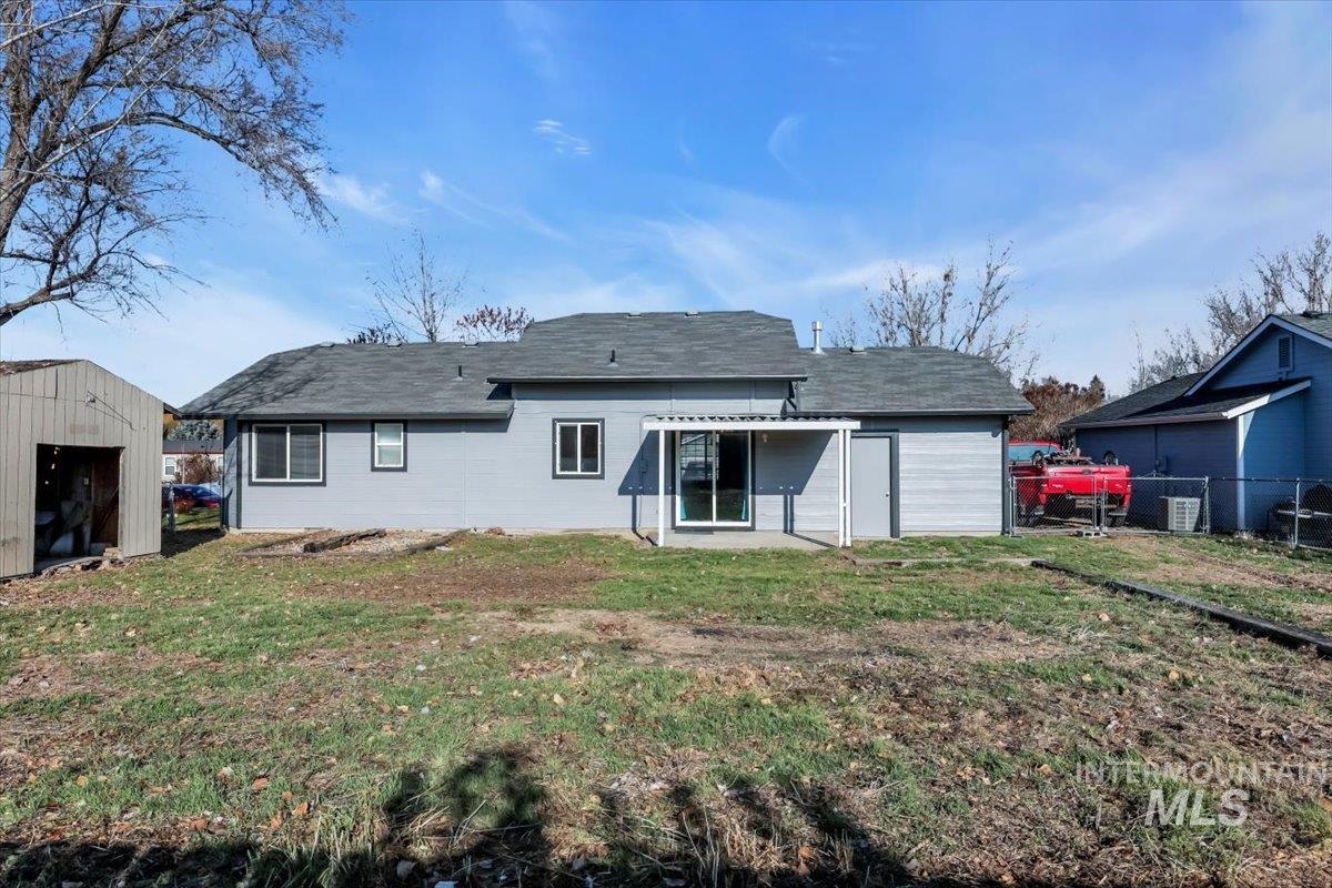 1331 W Curtner St, Kuna, Idaho 83634, 3 Bedrooms, 1.5 Bathrooms, Residential For Sale, Price $350,000,MLS 98968328