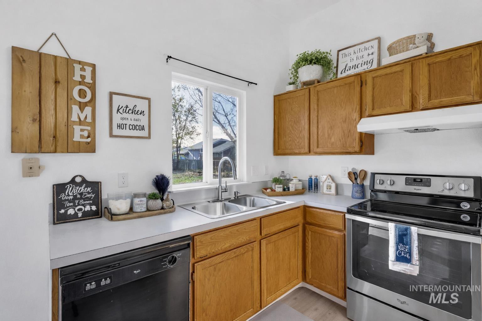 1331 W Curtner St, Kuna, Idaho 83634, 3 Bedrooms, 1.5 Bathrooms, Residential For Sale, Price $350,000, 98968328