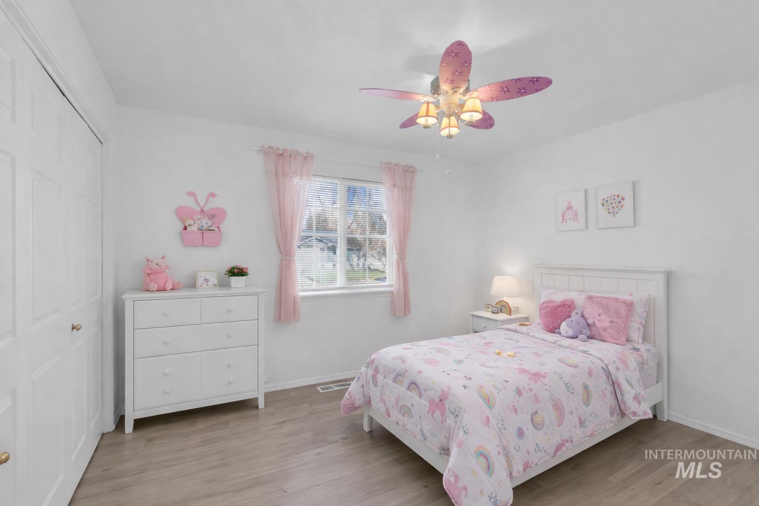 1331 W Curtner St, Kuna, Idaho 83634, 3 Bedrooms, 1.5 Bathrooms, Residential For Sale, Price $350,000,MLS 98968328