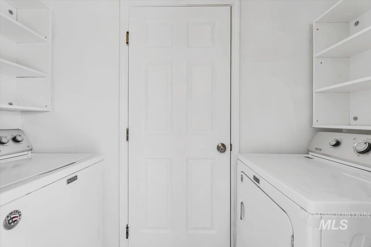 1331 W Curtner St, Kuna, Idaho 83634, 3 Bedrooms, 1.5 Bathrooms, Residential For Sale, Price $350,000,MLS 98968328