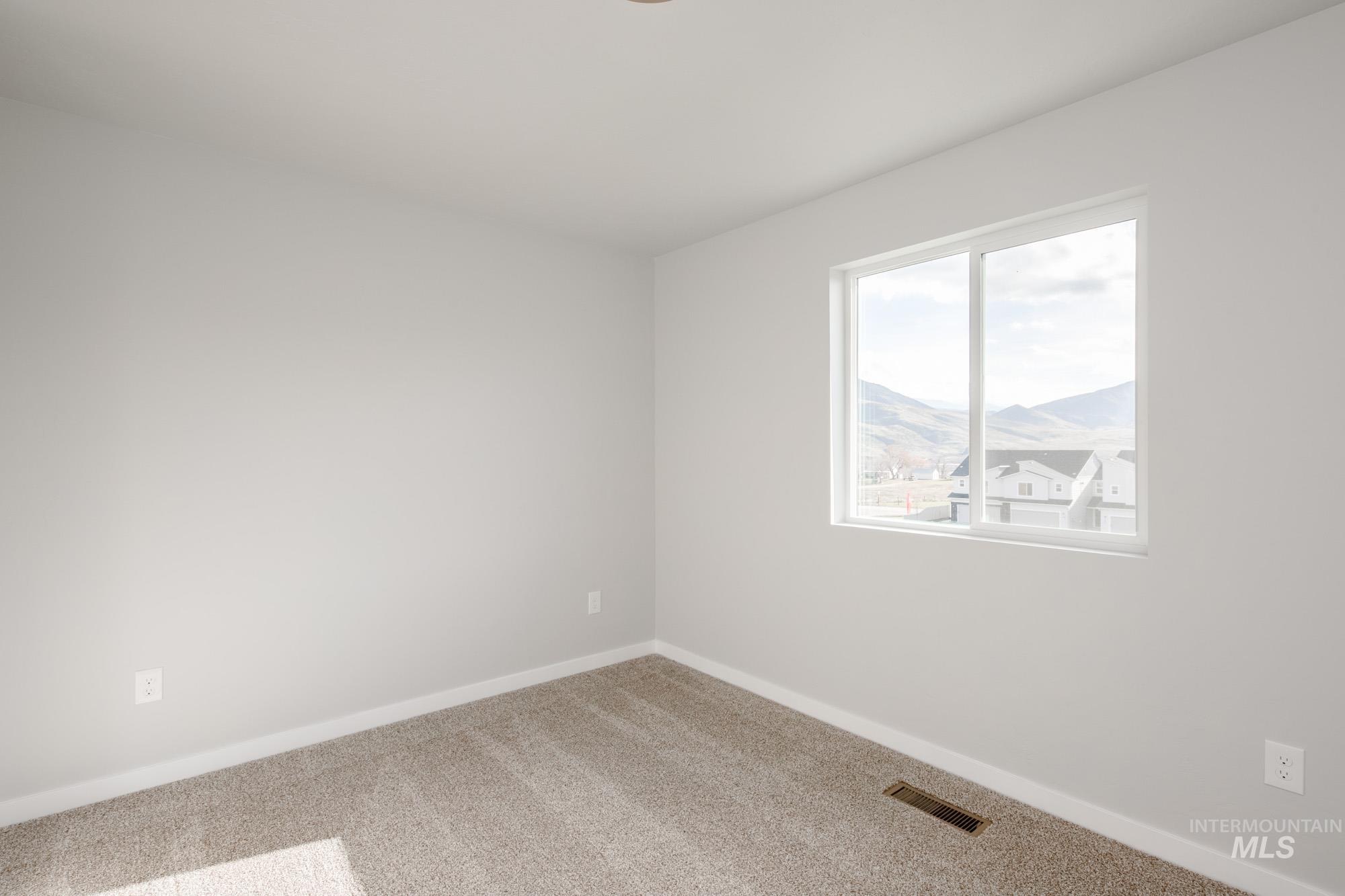 229 Moose St, Horseshoe Bend, Idaho 83629, 3 Bedrooms, 2.5 Bathrooms, Residential For Sale, Price $348,990,MLS 98968337