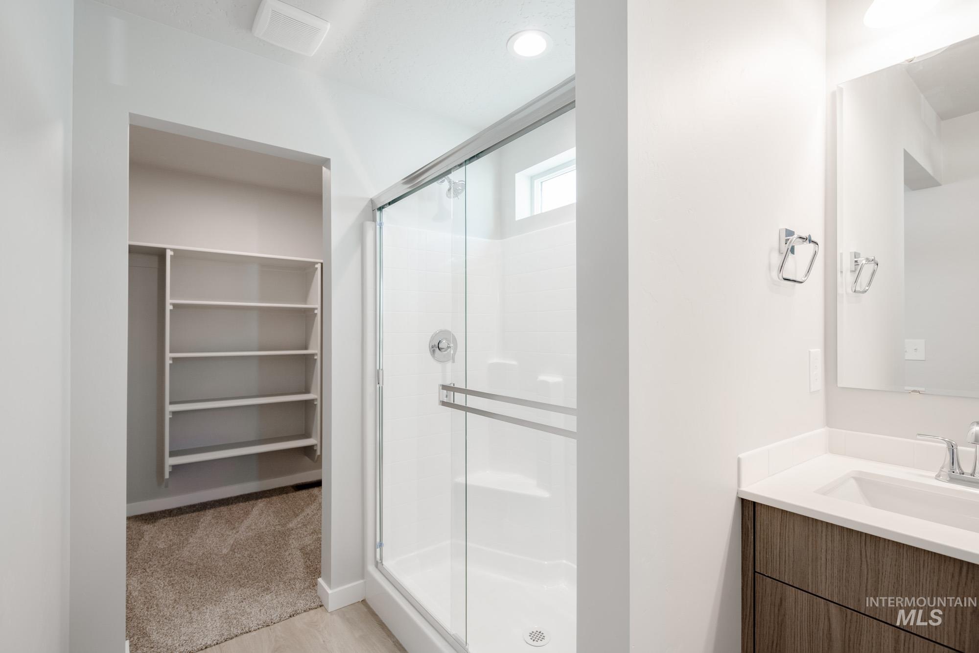 229 Moose St, Horseshoe Bend, Idaho 83629, 3 Bedrooms, 2.5 Bathrooms, Residential For Sale, Price $348,990,MLS 98968337