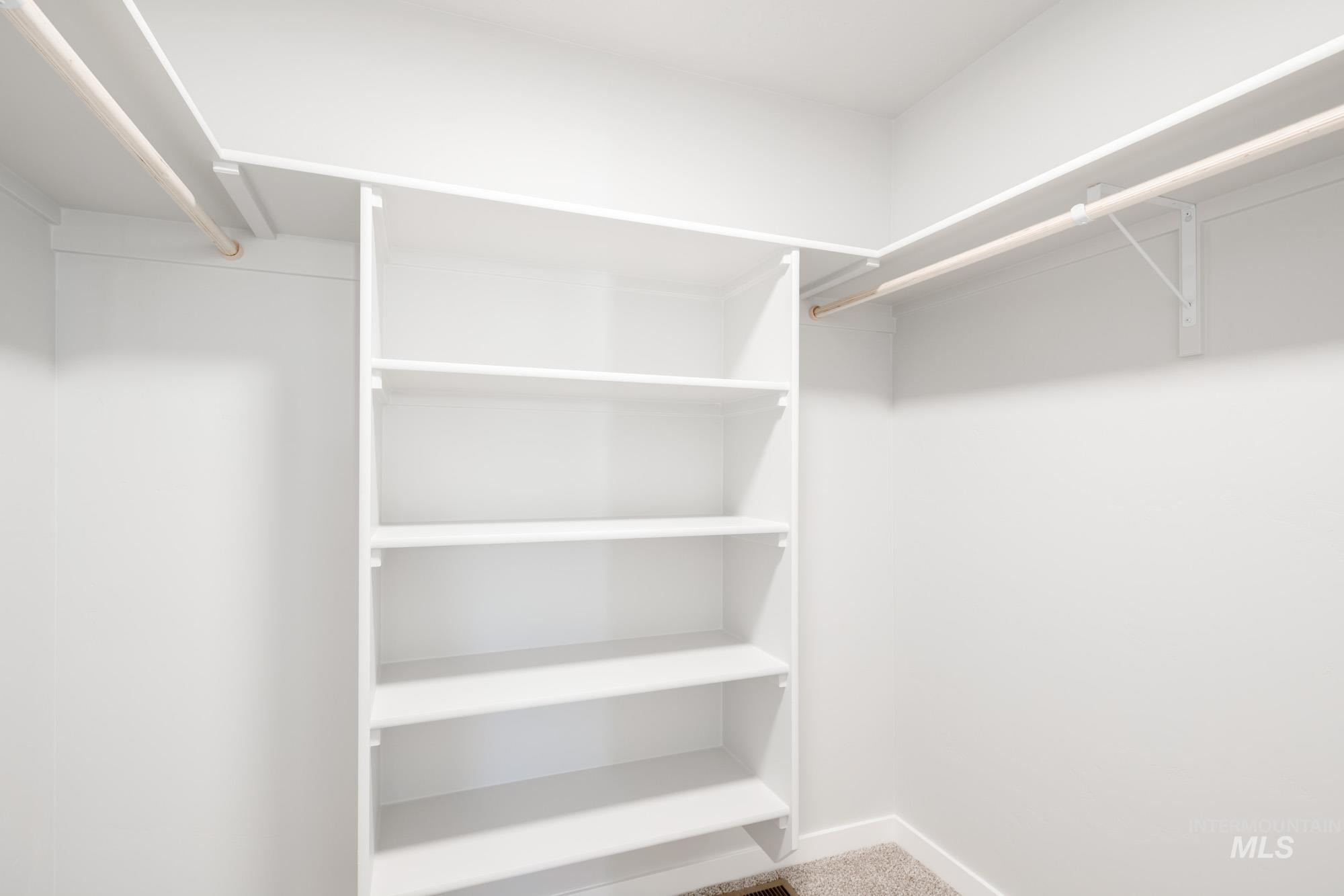 225 Moose St, Horseshoe Bend, Idaho 83629, 3 Bedrooms, 2.5 Bathrooms, Residential For Sale, Price $349,990,MLS 98968339