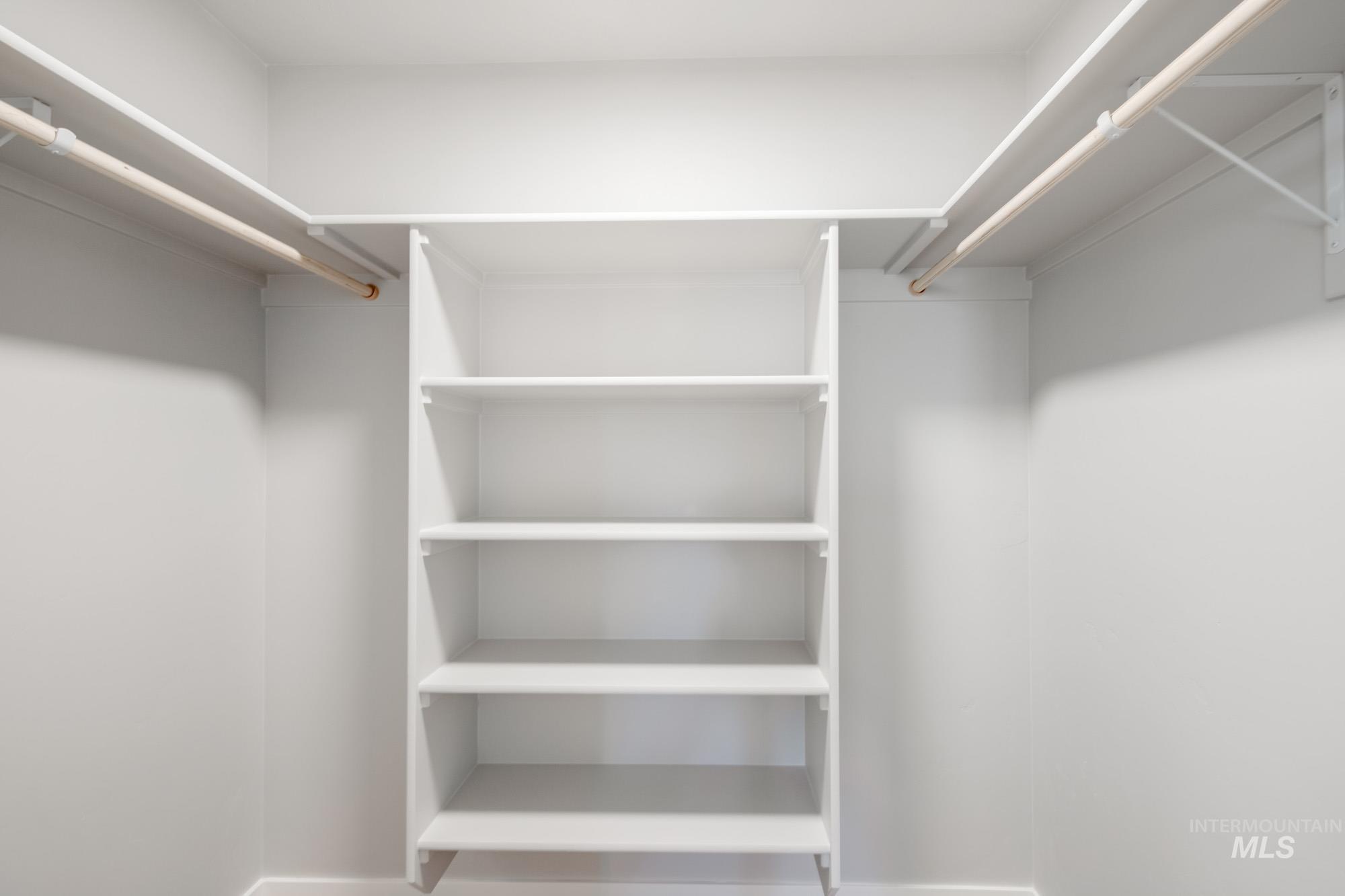 227 Moose St, Horseshoe Bend, Idaho 83629, 3 Bedrooms, 2.5 Bathrooms, Residential For Sale, Price $349,990,MLS 98968340