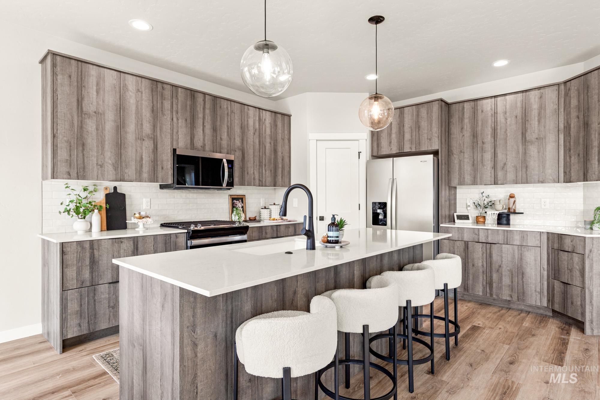 5487 W Yarnell St, Eagle, Idaho 83616, 4 Bedrooms, 3 Bathrooms, Residential For Sale, Price $874,990,MLS 98968343