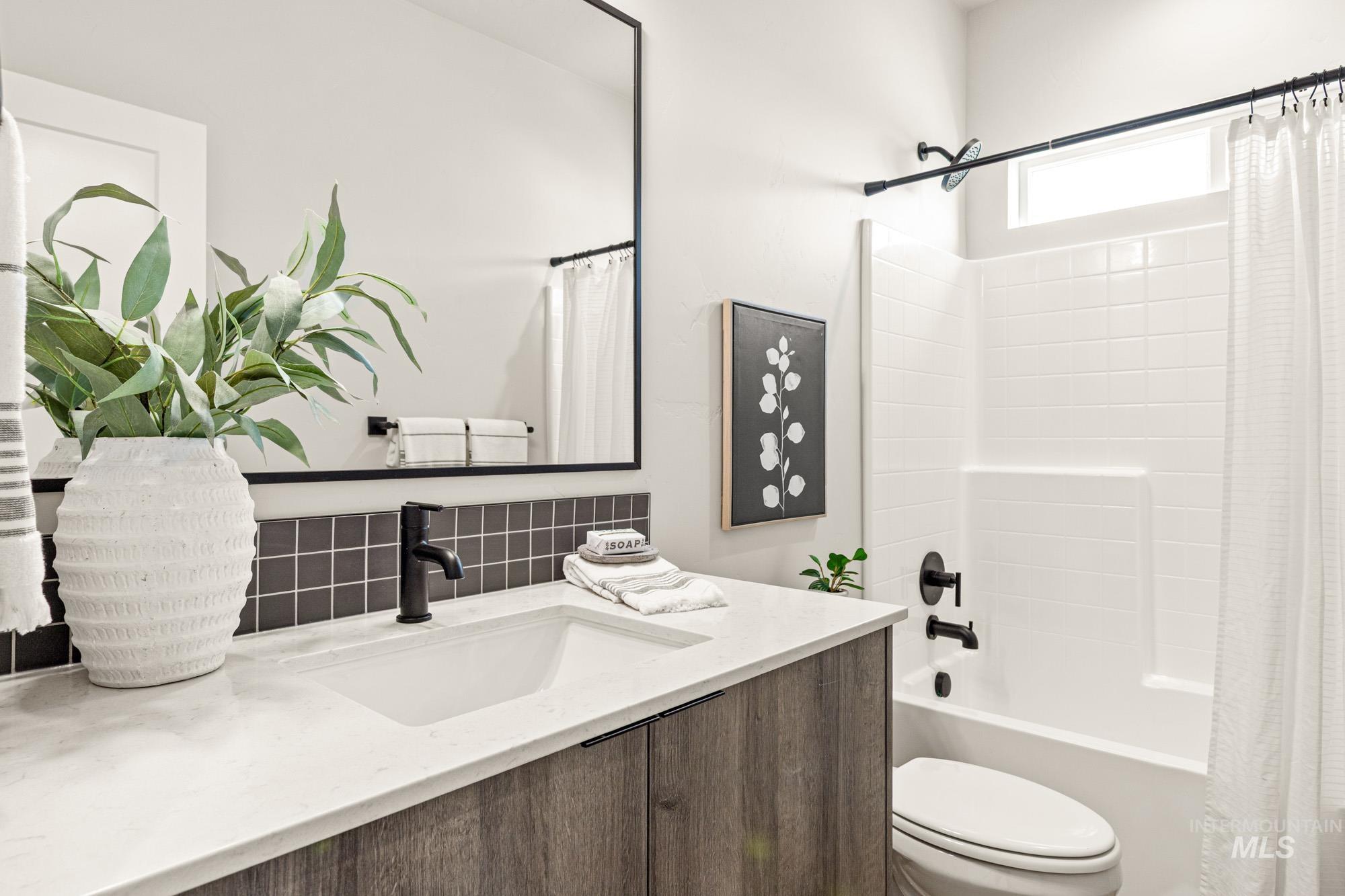 5487 W Yarnell St, Eagle, Idaho 83616, 4 Bedrooms, 3 Bathrooms, Residential For Sale, Price $874,990,MLS 98968343