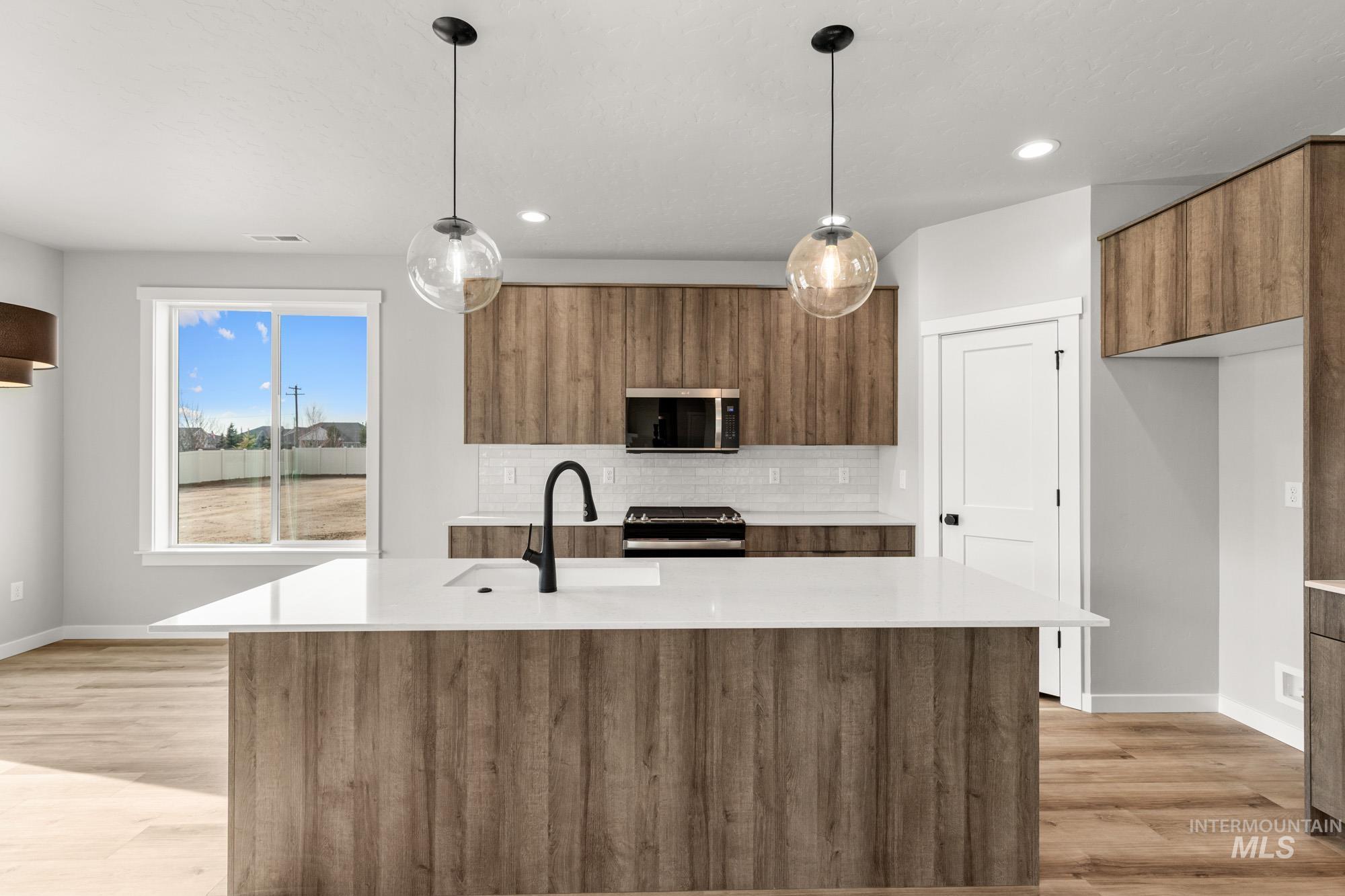 5487 W Yarnell St, Eagle, Idaho 83616, 4 Bedrooms, 3 Bathrooms, Residential For Sale, Price $874,990,MLS 98968343