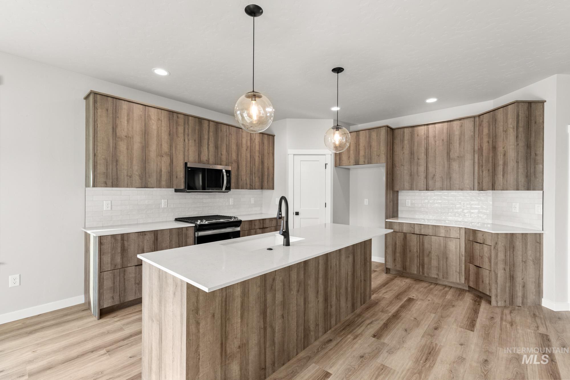 5487 W Yarnell St, Eagle, Idaho 83616, 4 Bedrooms, 3 Bathrooms, Residential For Sale, Price $874,990,MLS 98968343