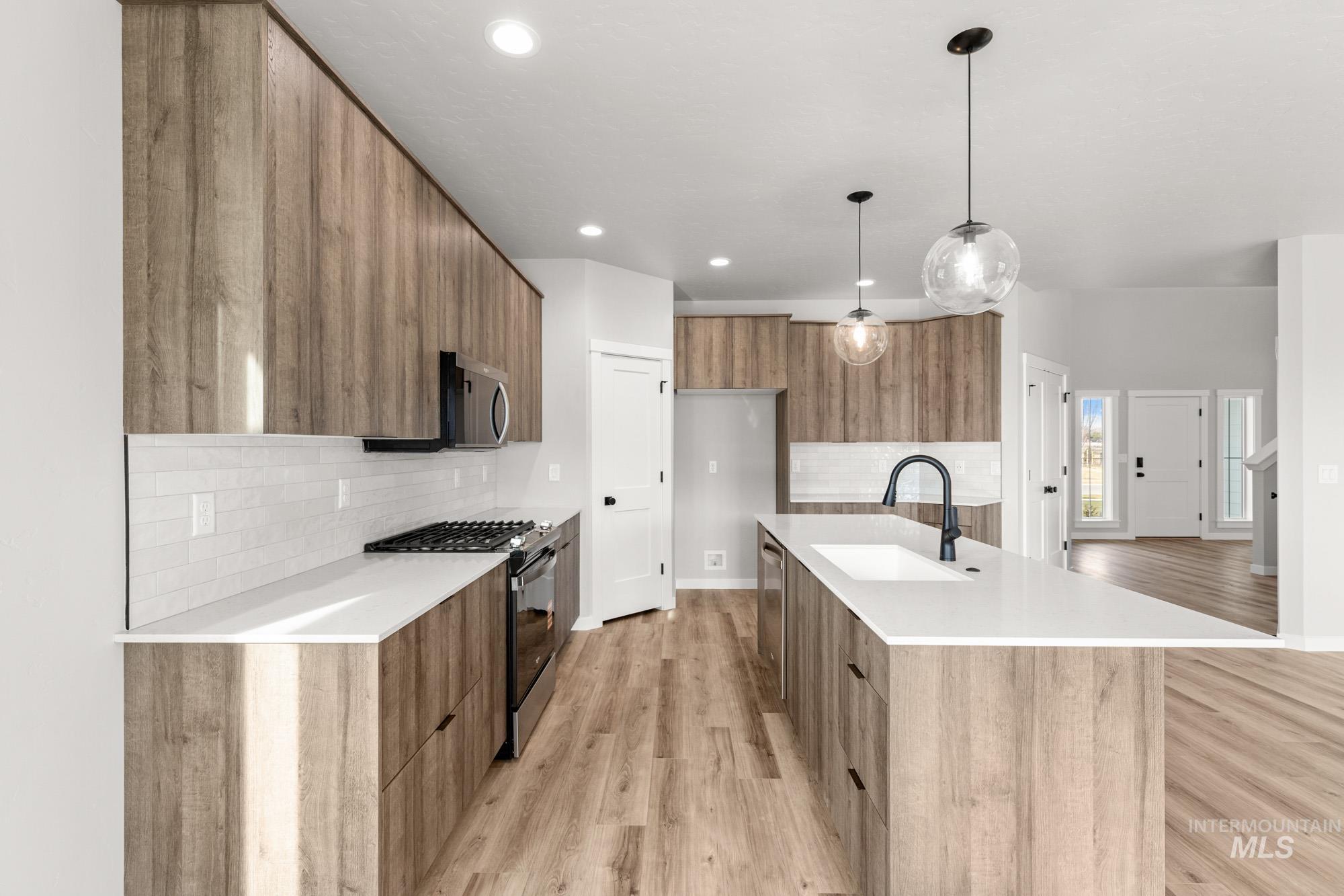 5487 W Yarnell St, Eagle, Idaho 83616, 4 Bedrooms, 3 Bathrooms, Residential For Sale, Price $874,990,MLS 98968343