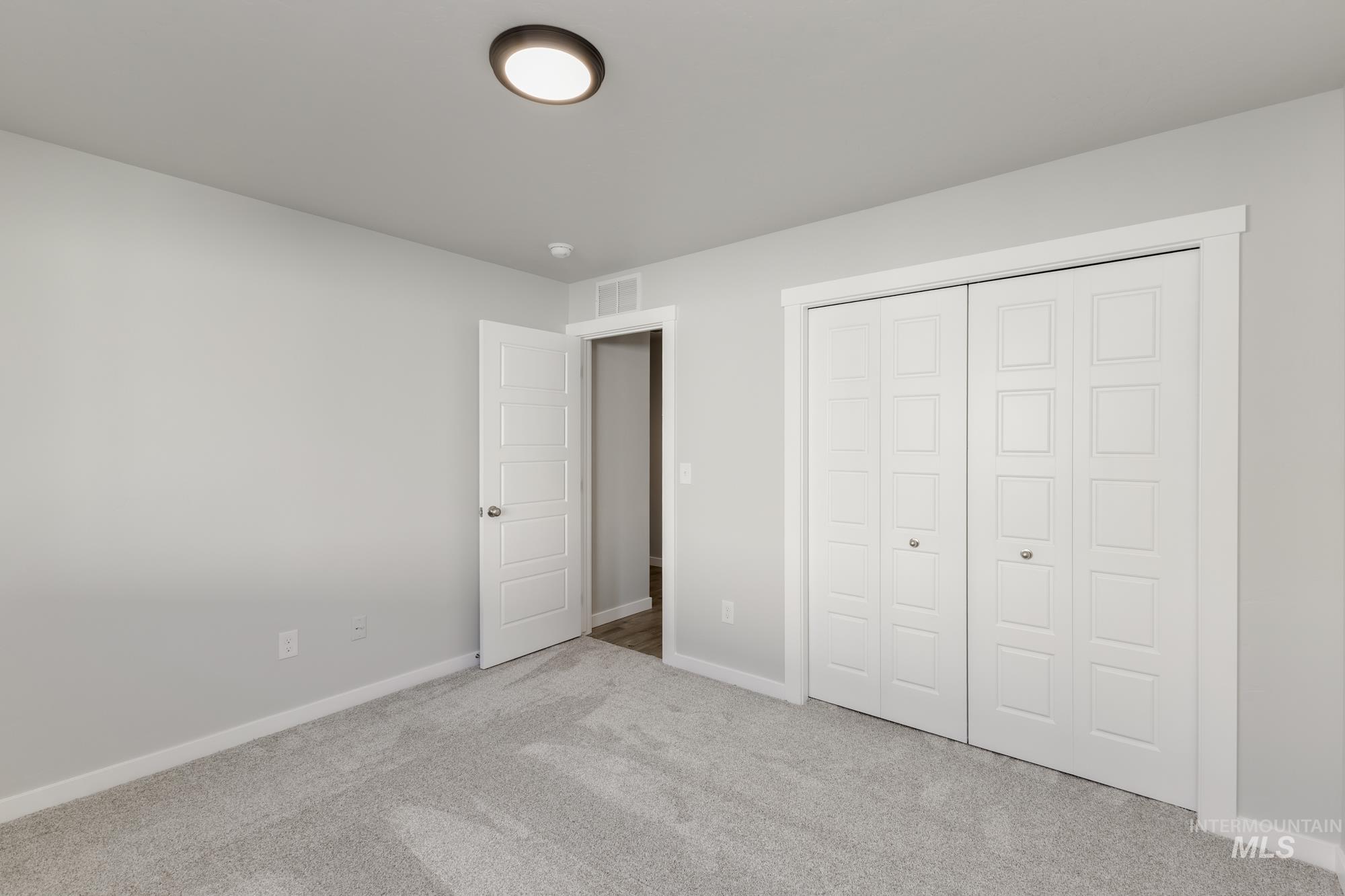 2415 N Silver Wolf Ave, Star, Idaho 83669, 4 Bedrooms, 2 Bathrooms, Residential For Sale, Price $481,990,MLS 98968347