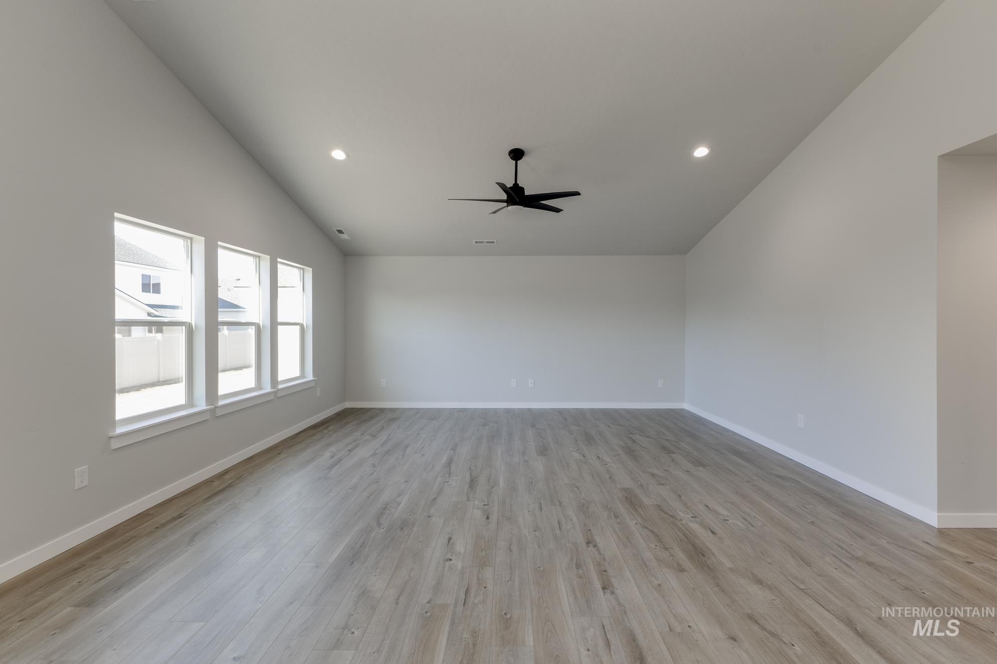 2415 N Silver Wolf Ave, Star, Idaho 83669, 4 Bedrooms, 2 Bathrooms, Residential For Sale, Price $481,990,MLS 98968347