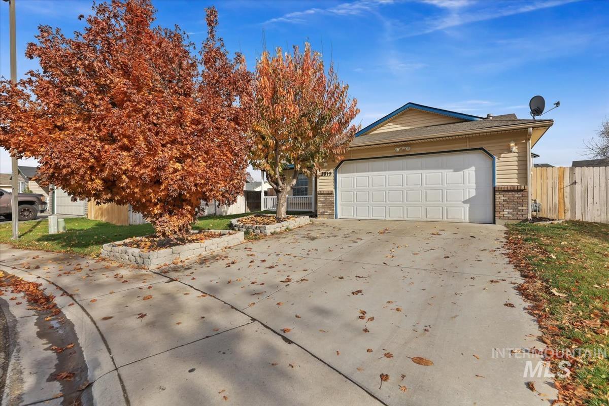 3819 Topeka Ave, Caldwell, Idaho 83605, 3 Bedrooms, 2 Bathrooms, Residential For Sale, Price $359,900,MLS 98968350