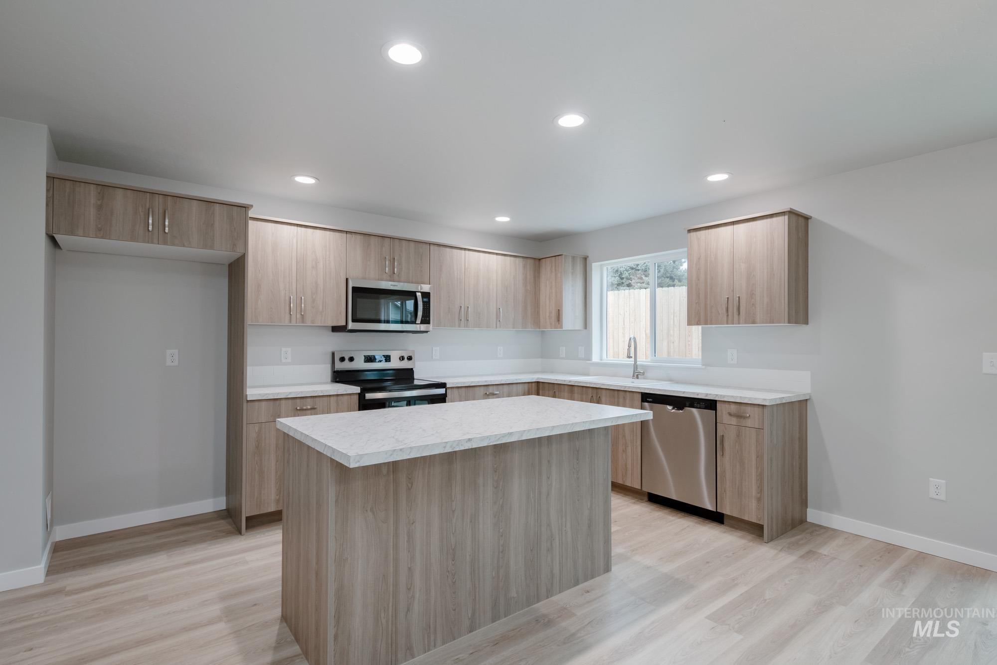 1528 Long Pond St, Middleton, Idaho 83644, 4 Bedrooms, 2.5 Bathrooms, Residential For Sale, Price $495,990,MLS 98968353